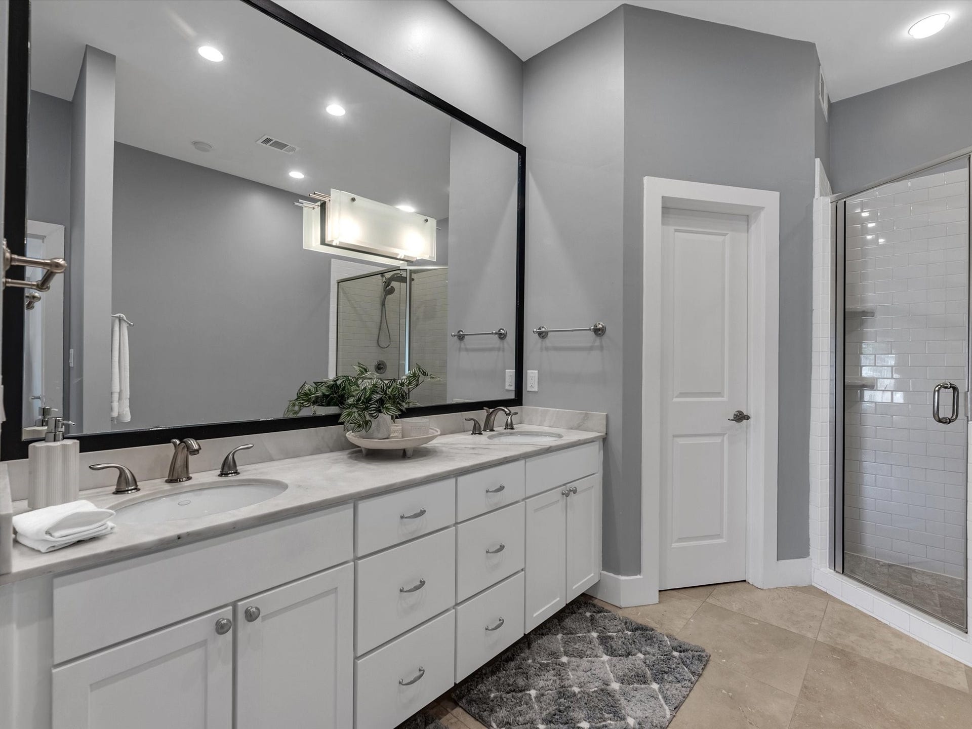 9334 Briar Forest Drive, Houston, TX 77063 9334 Briar Forest Drive, Houston, TX 77063