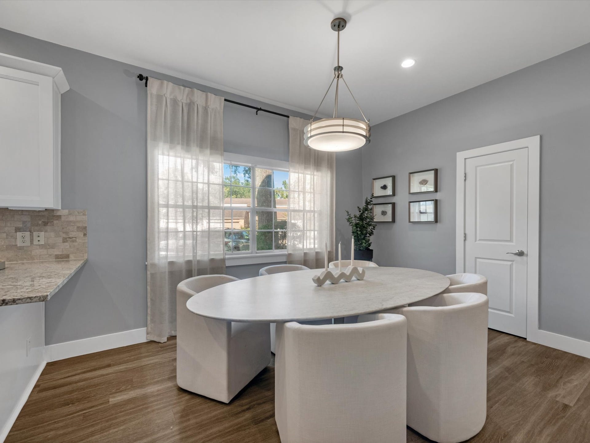 9334 Briar Forest Drive, Houston, TX 77063 9334 Briar Forest Drive, Houston, TX 77063