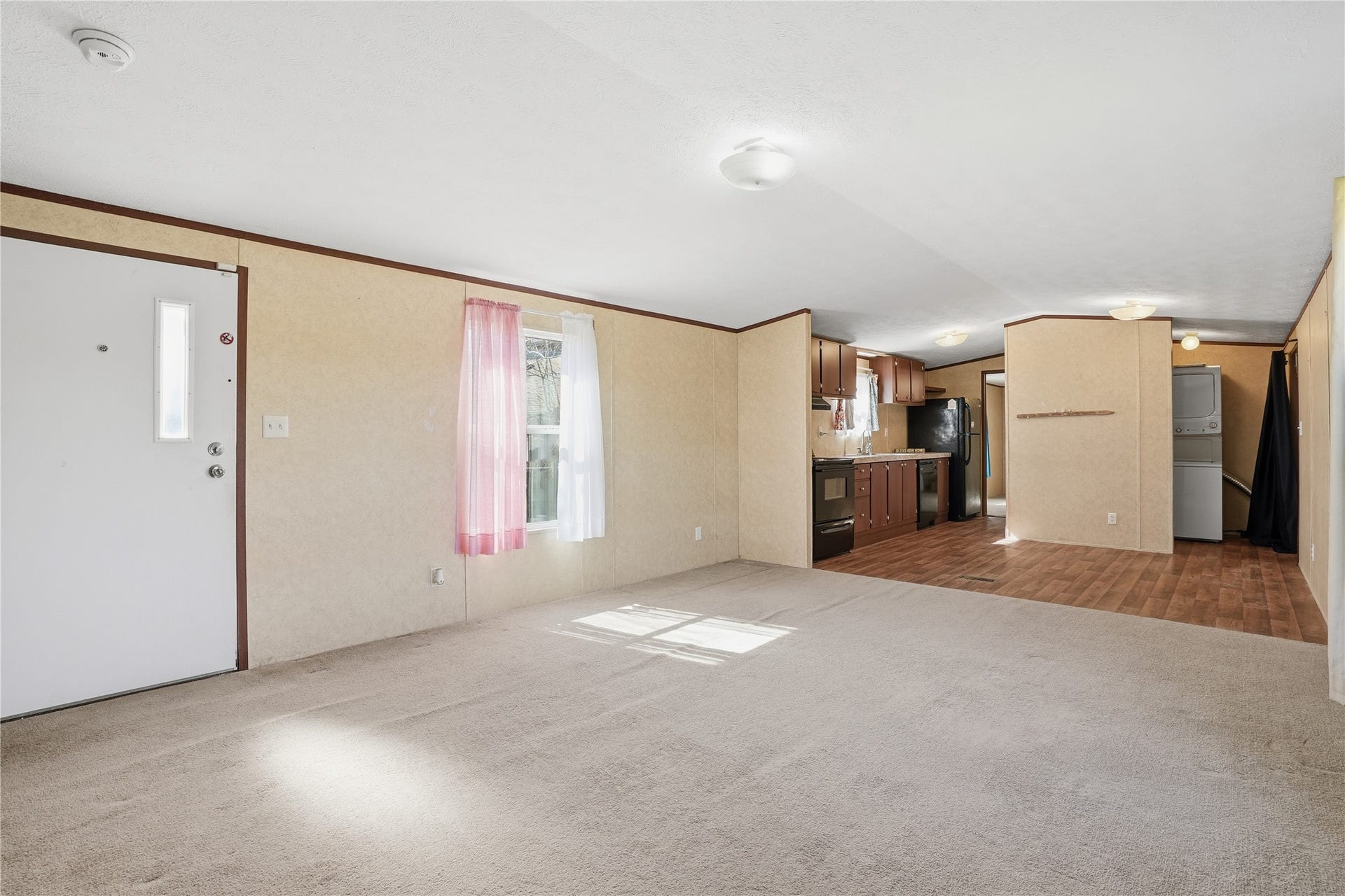 801 Genoa Red Bluff Road, Pasadena, TX 77504 Family room