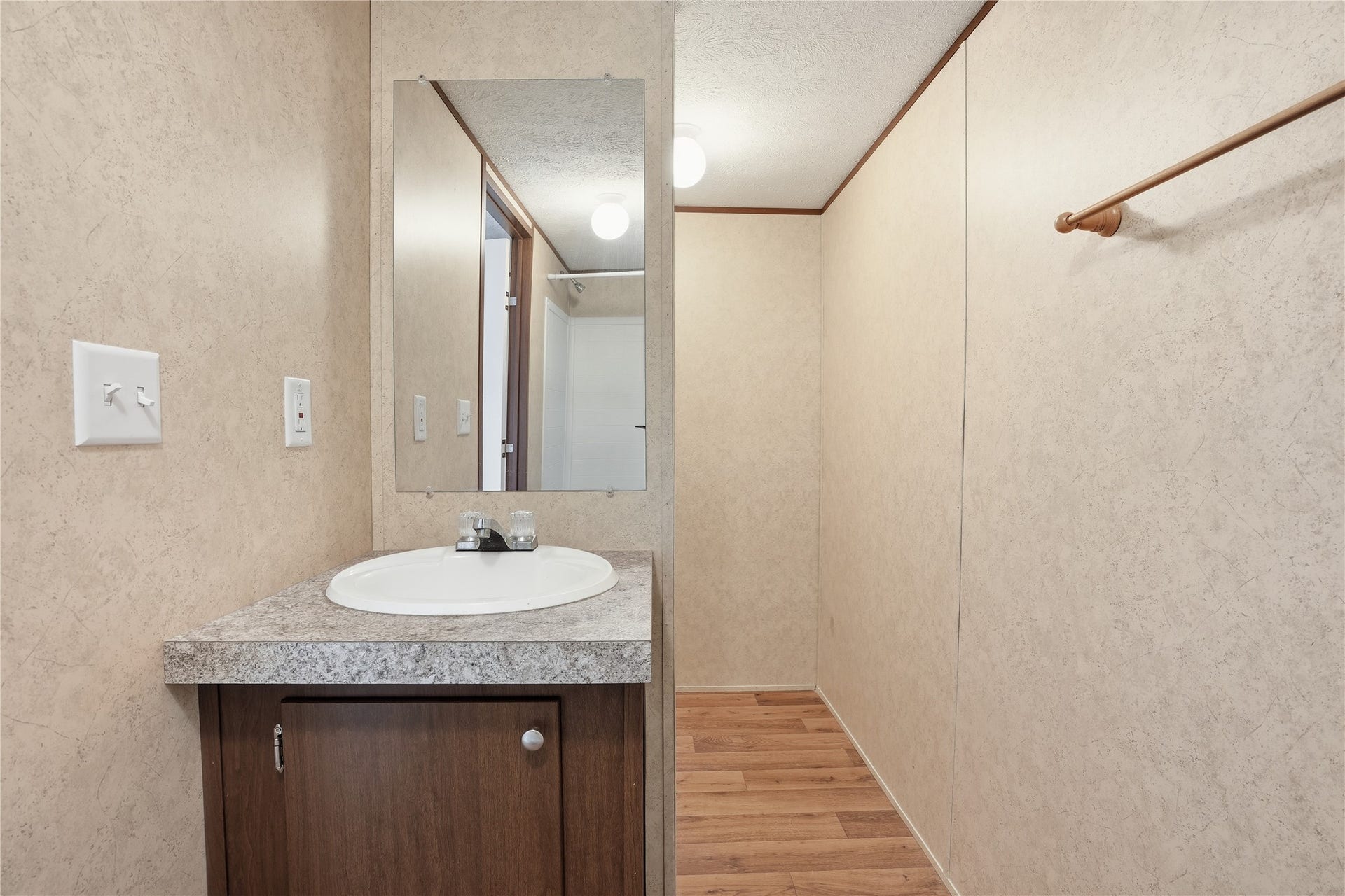 801 Genoa Red Bluff Road, Pasadena, TX 77504 Primary bath and closet
