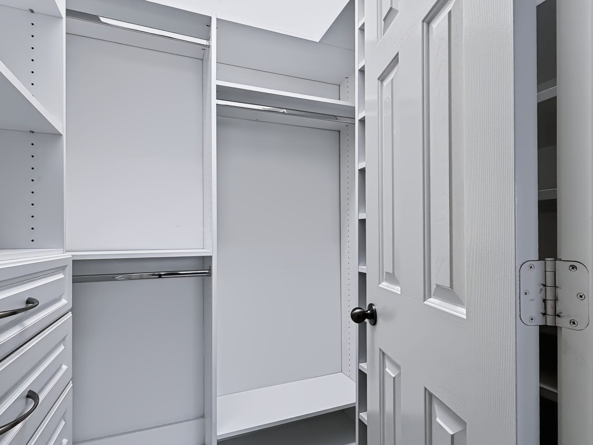 5810 Larch Leaf Lane, Richmond, TX 77469 Primary Closet #2