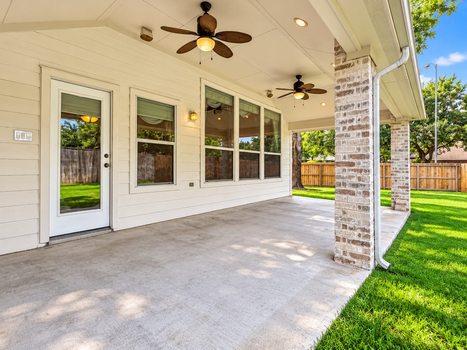5810 Larch Leaf Lane, Richmond, TX 77469 5810 Larch Leaf Lane, Richmond, TX 77469