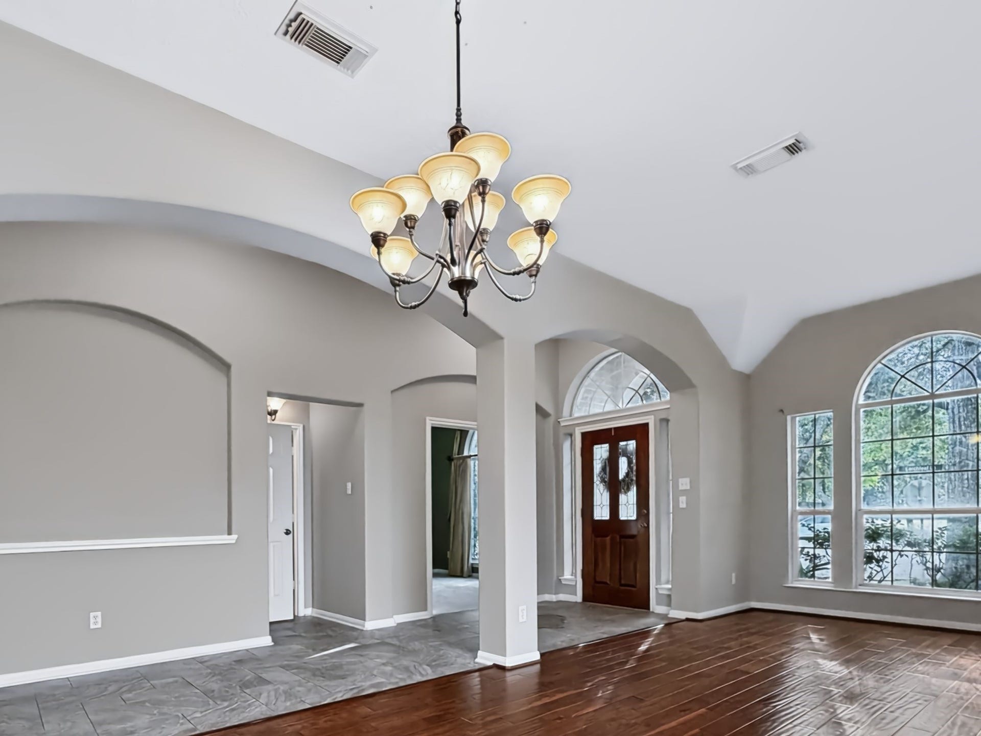 5810 Larch Leaf Lane, Richmond, TX 77469 Living & Dining Rooms
