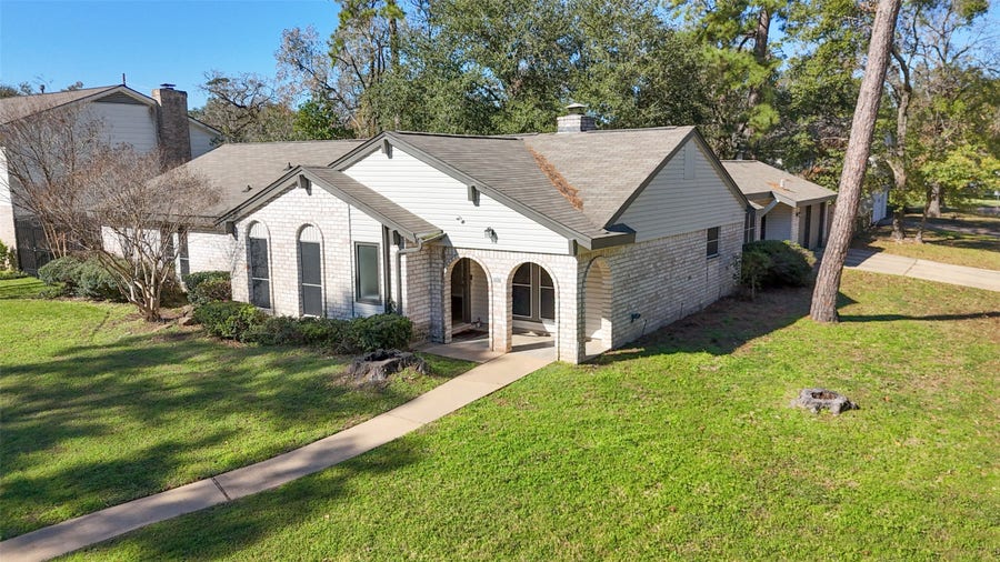 Property photo for 202 Black Forest Drive, Spring, TX