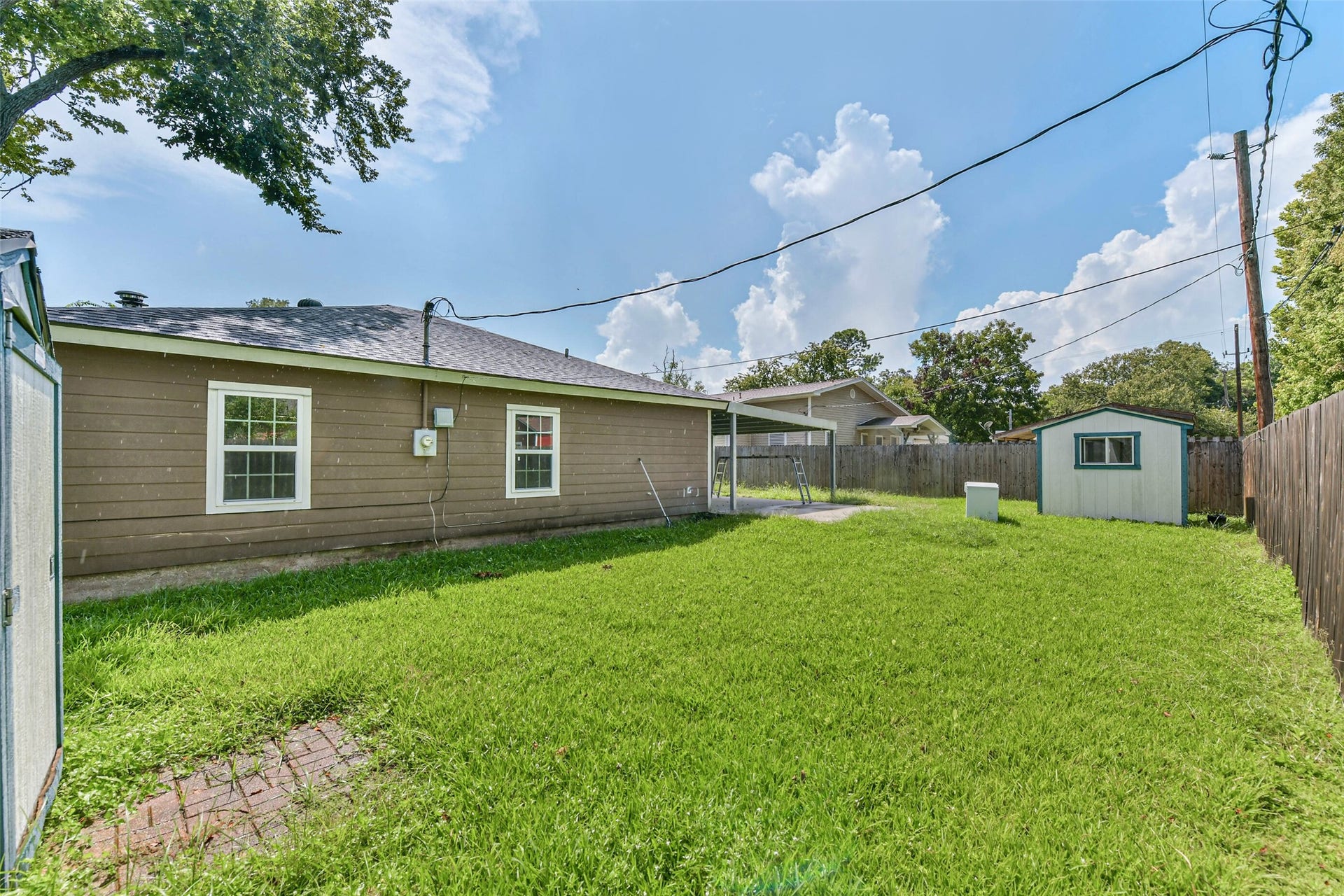 11830 15th Street, Santa Fe, TX 77510 11830 15th Street, Santa Fe, TX 77510
