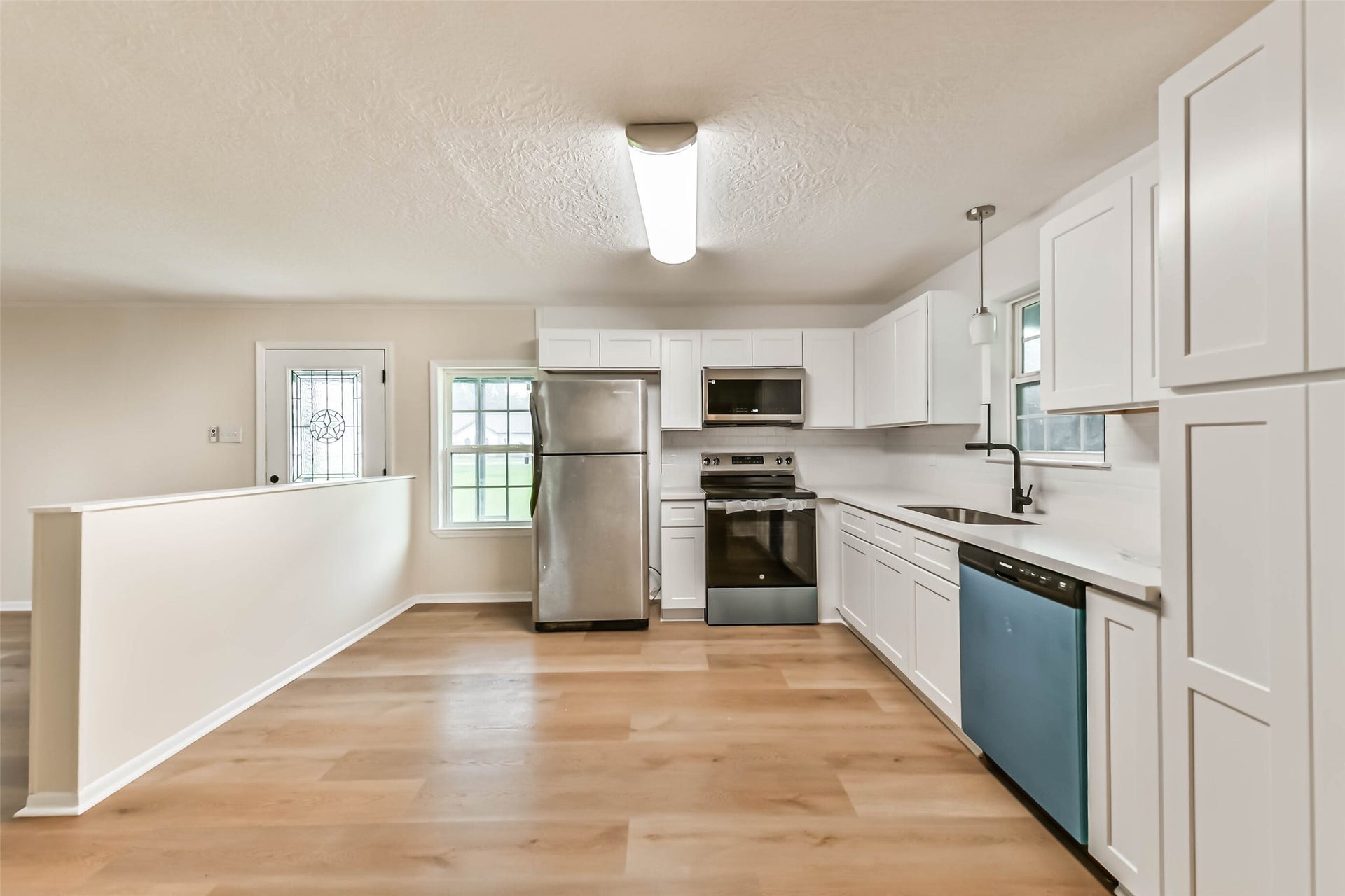 11830 15th Street, Santa Fe, TX 77510 11830 15th Street, Santa Fe, TX 77510