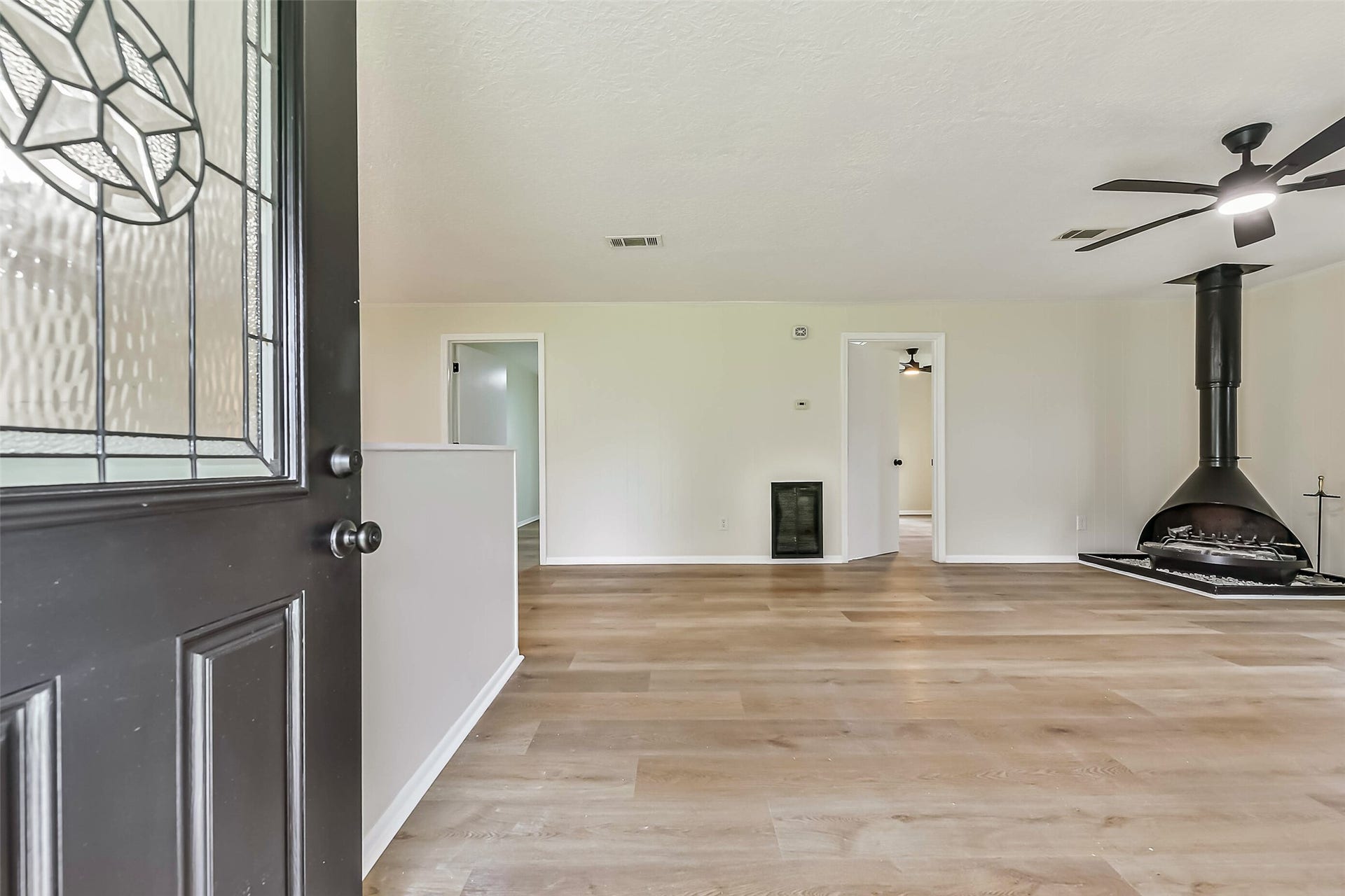 11830 15th Street, Santa Fe, TX 77510 11830 15th Street, Santa Fe, TX 77510