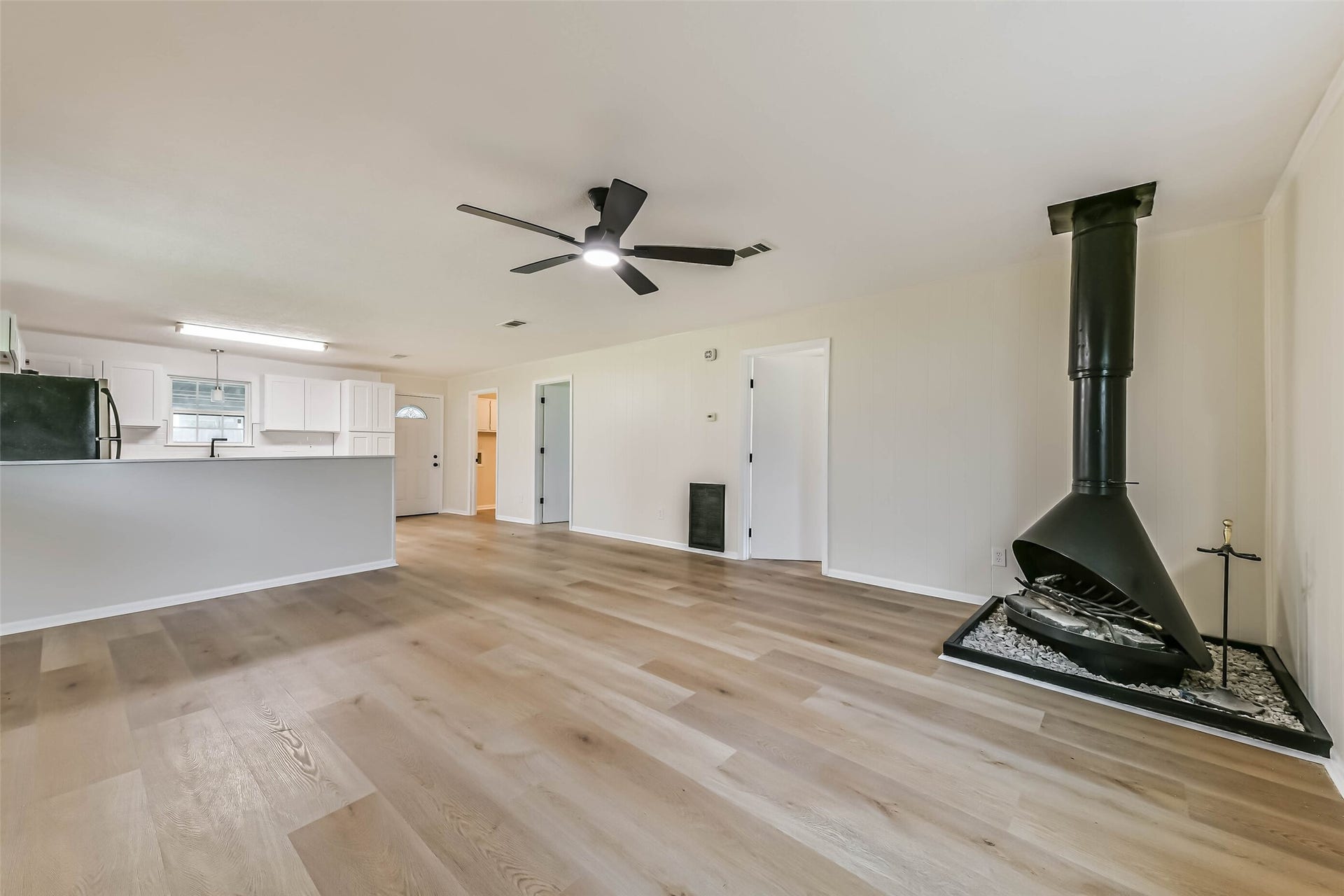 11830 15th Street, Santa Fe, TX 77510 11830 15th Street, Santa Fe, TX 77510