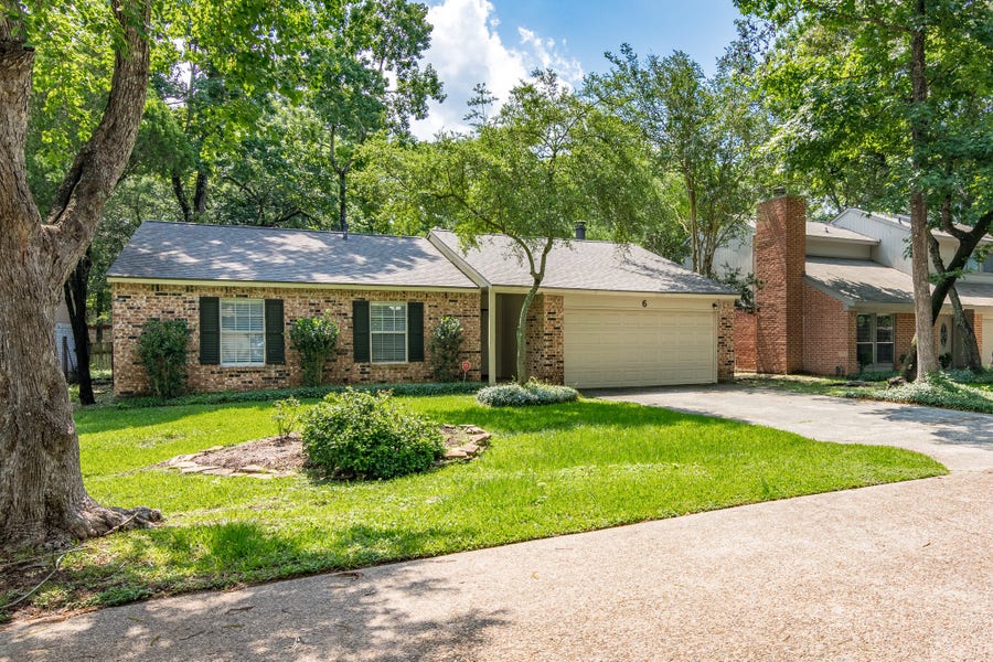 Property photo for 6 Basal Briar Court, The Woodlands, TX