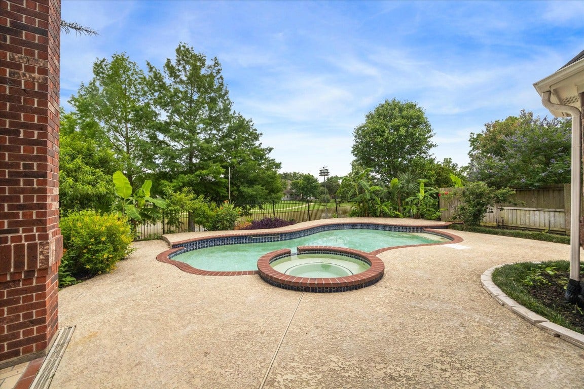 14 Tredington Street, Sugar Land, TX 77479 14 Tredington Street, Sugar Land, TX 77479