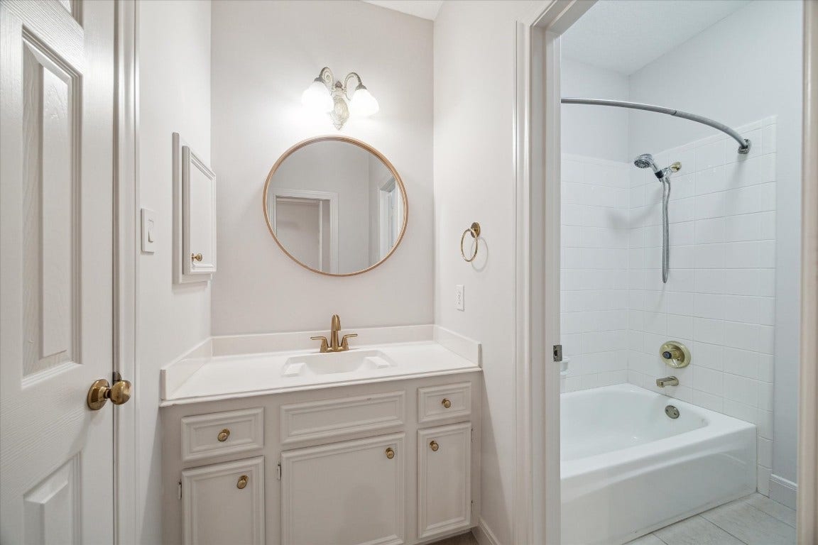 14 Tredington Street, Sugar Land, TX 77479 14 Tredington Street, Sugar Land, TX 77479