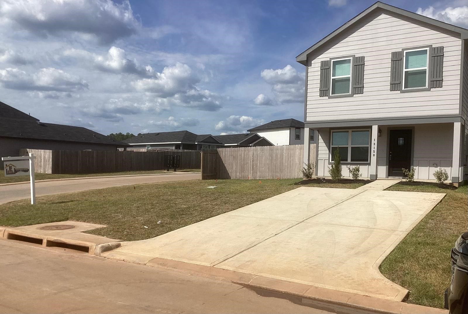 13150 Turret Bend Way, Willis, TX 77378 13150 Turret Bend Way, Willis, TX 77378