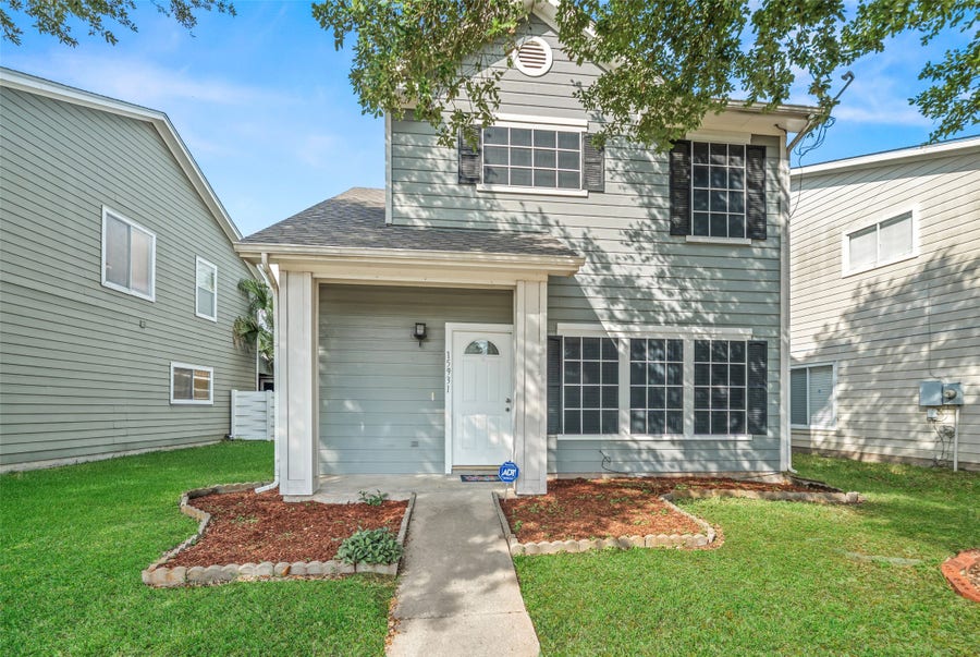 Property photo for 15931 S Alley Court, Houston, TX