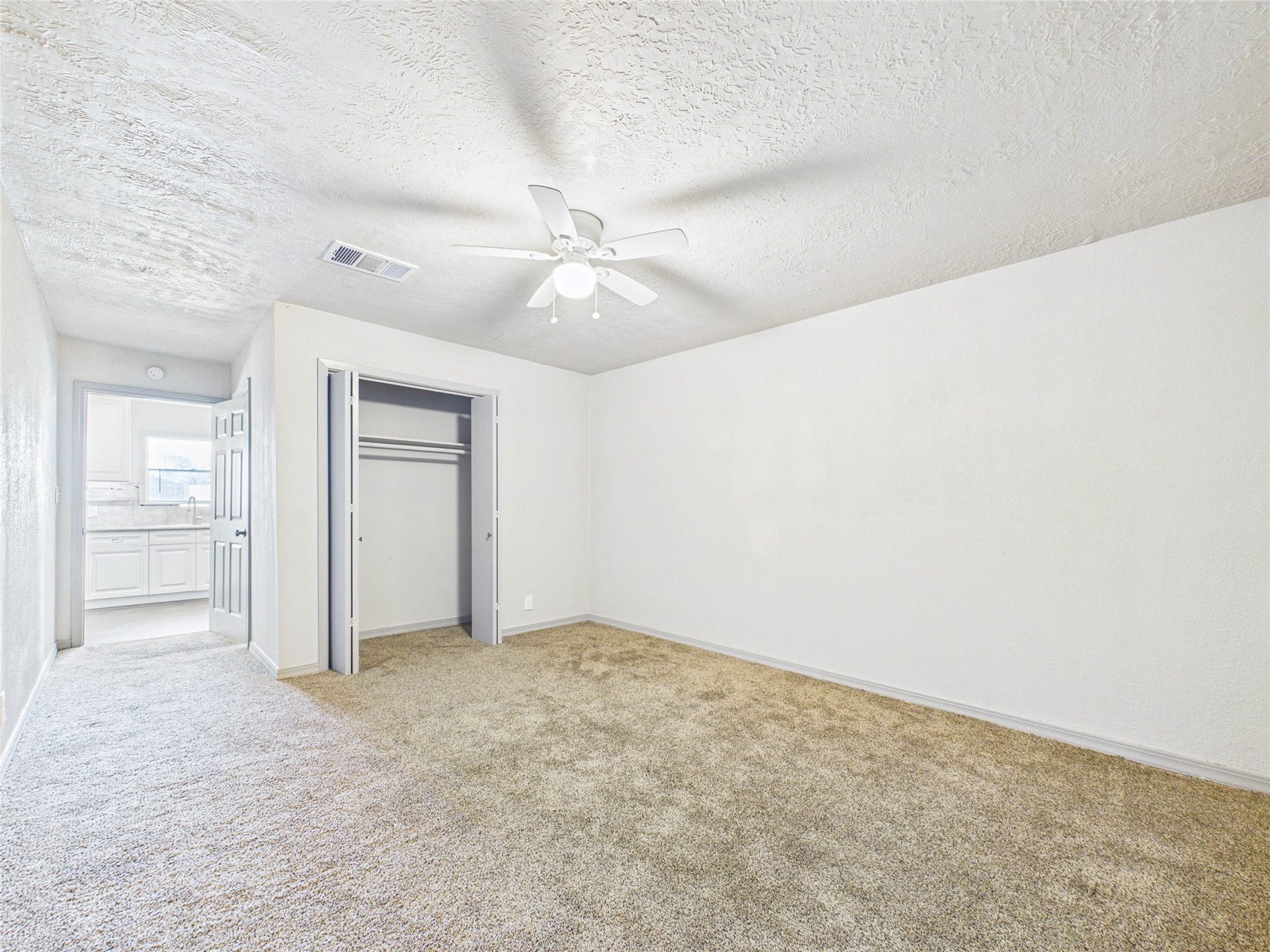 302 Sycamore Drive, Hitchcock, TX 77563 Bedroom #1