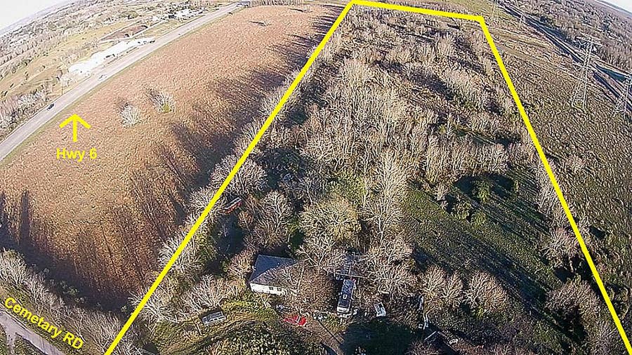 Property photo for 7515 Cemetery Road, Manvel, TX
