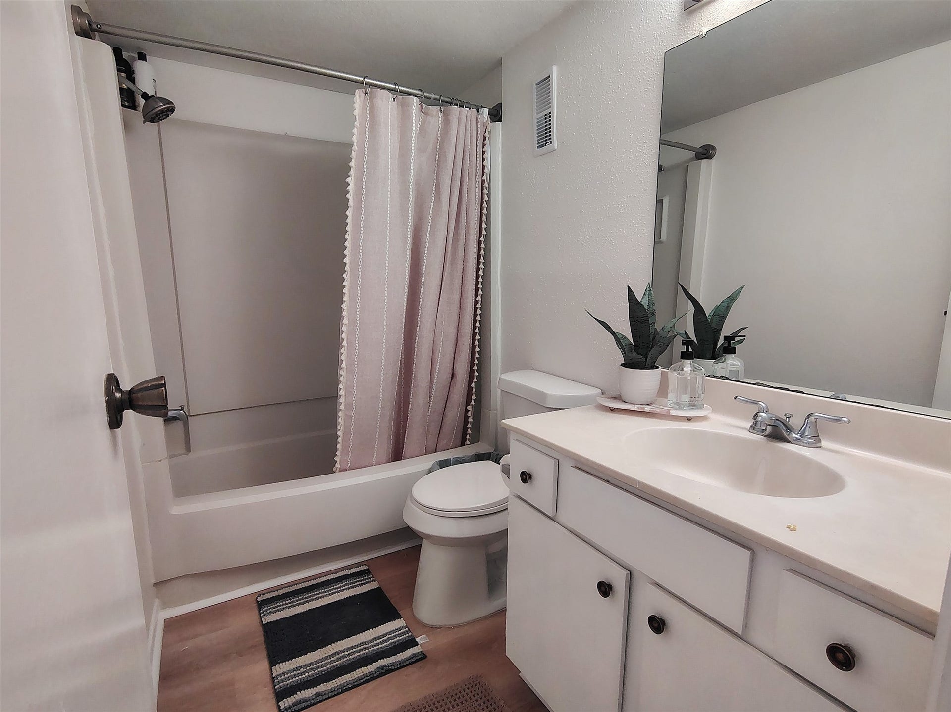 4001 Nasa Parkway, #118, El Lago, TX 77586