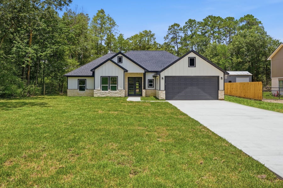 Property photo for 13081 Crystal Trail, Conroe, TX