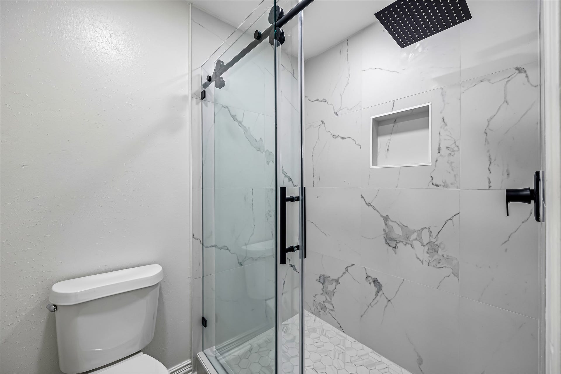 1415 Anvil Drive, Houston, TX 77090 1415 Anvil Drive, Houston, TX 77090