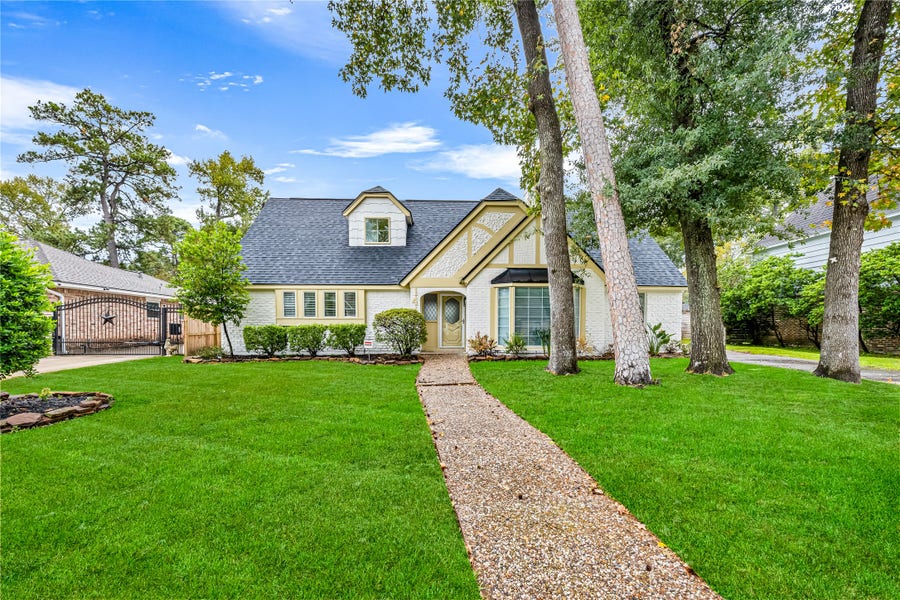 Property photo for 1415 Anvil Drive, Houston, TX