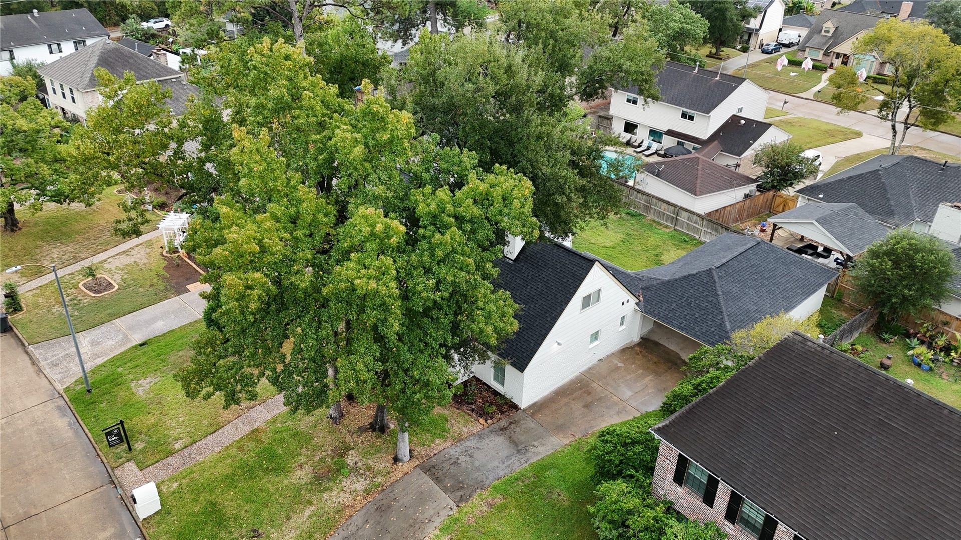 1415 Anvil Drive, Houston, TX 77090 1415 Anvil Drive, Houston, TX 77090