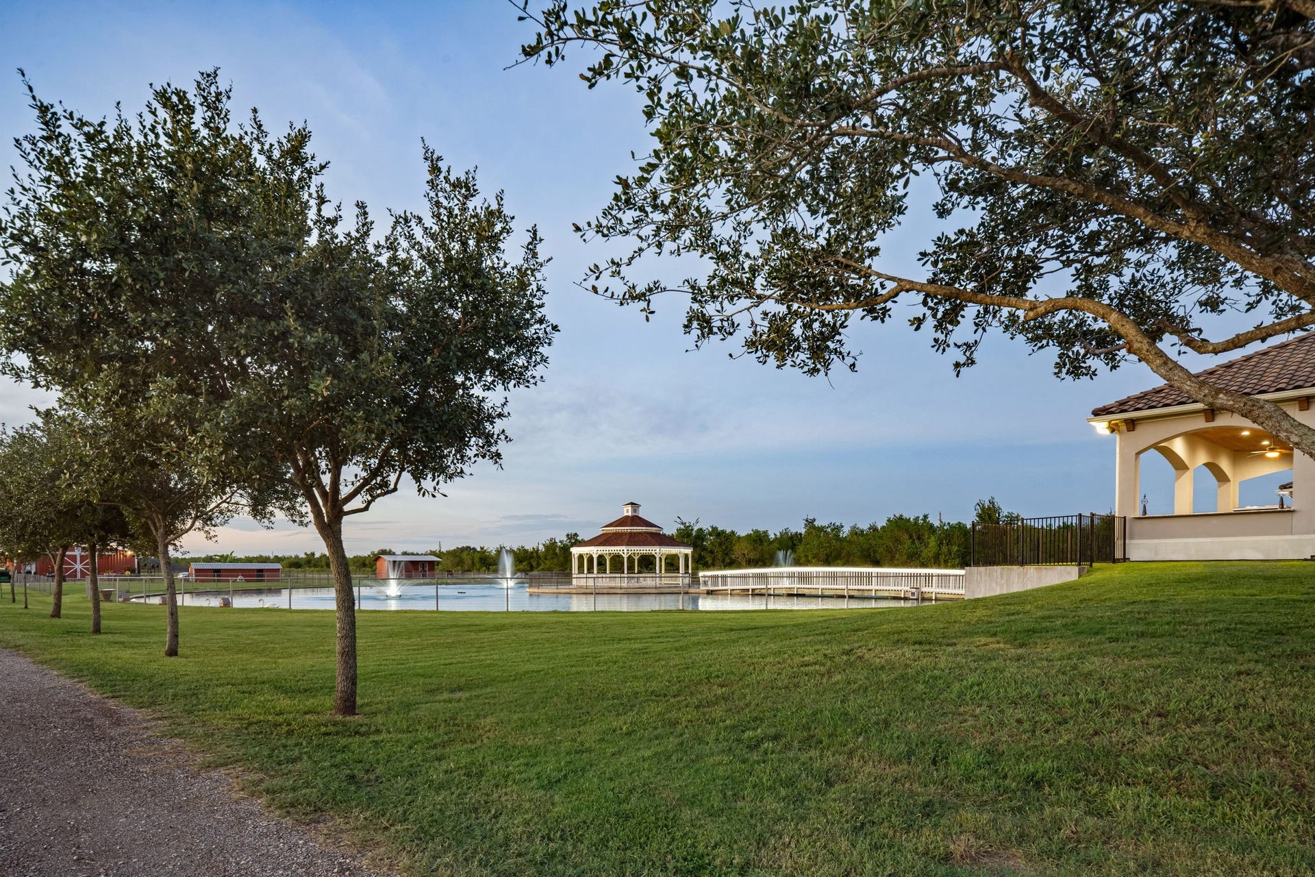 8145 Fm-1462, Rosharon, TX 77583 8145 Fm-1462, Rosharon, TX 77583