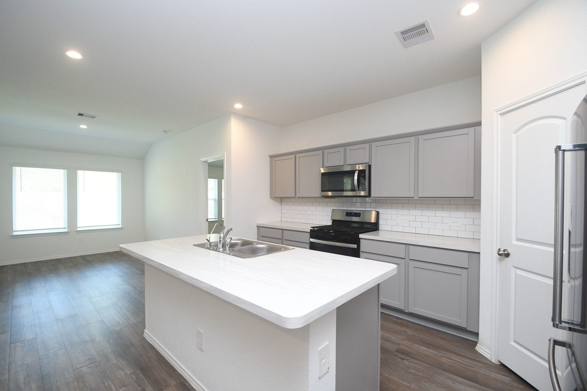 24726 Majestic Cone Lane, Magnolia, TX 77355