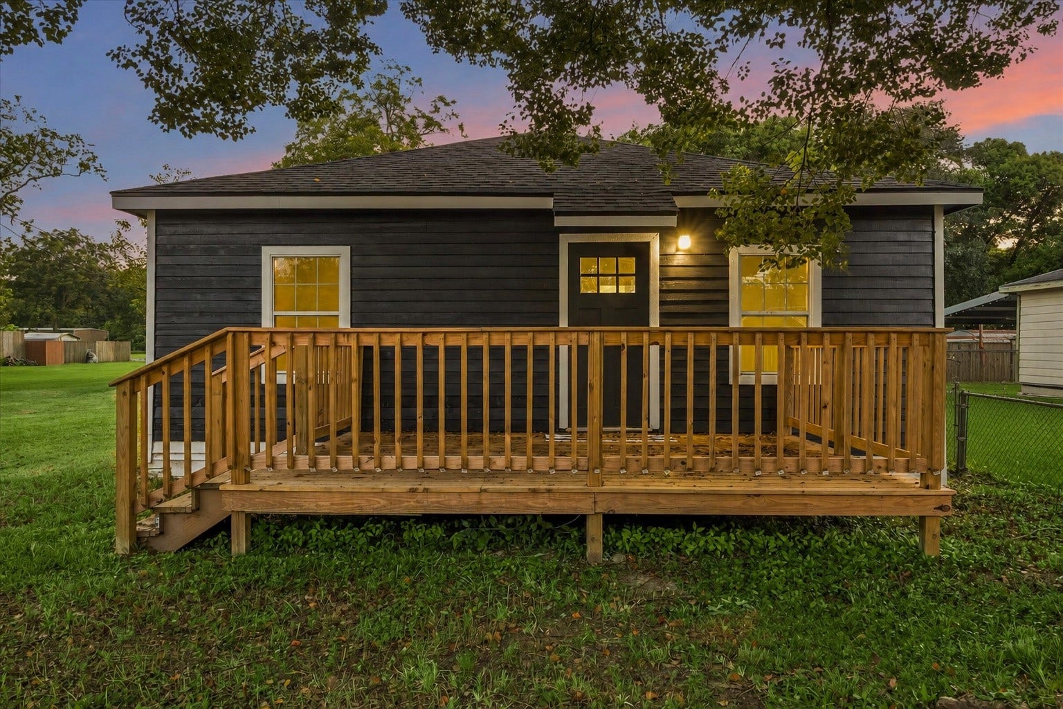 5122 Avenue L, Santa Fe, TX 77510 Welcome home!