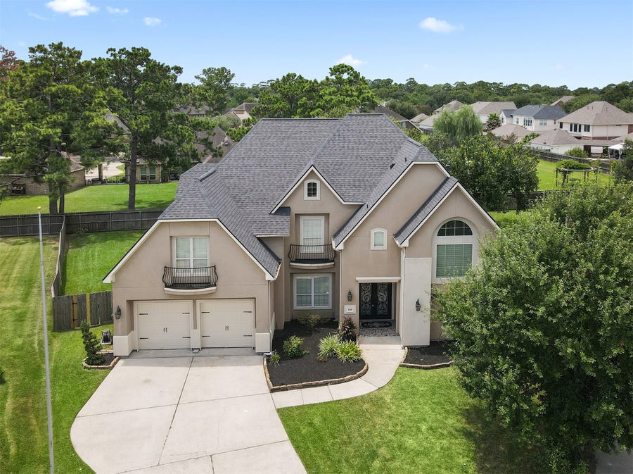 Property photo for 409 Old Orchard Way, Dickinson, TX