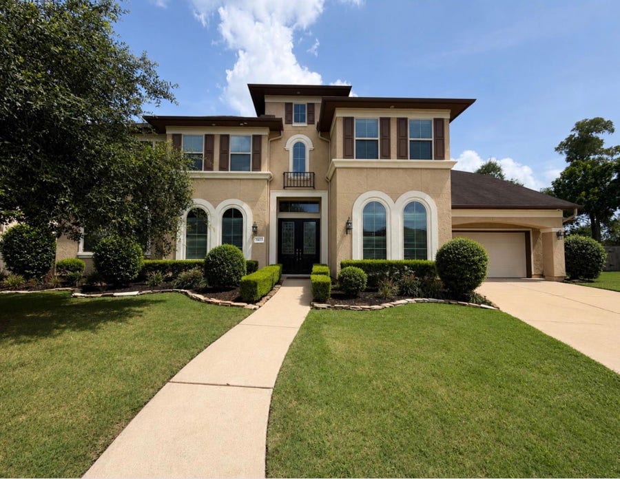 Property photo for 5423 Lachlan Springs Lane, Sugar Land, TX