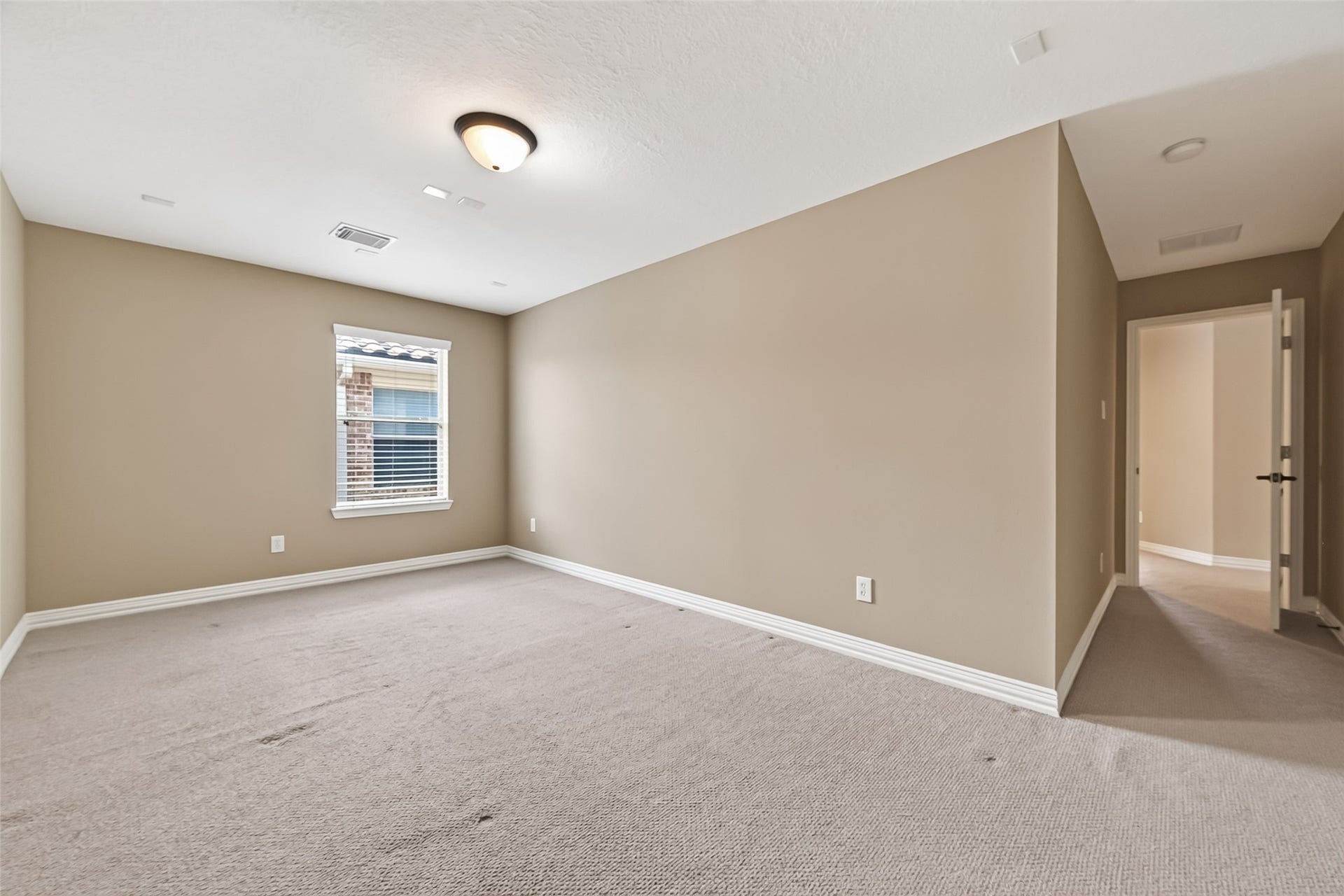 18943 Villa Bergamo Lane, Houston, TX 77094