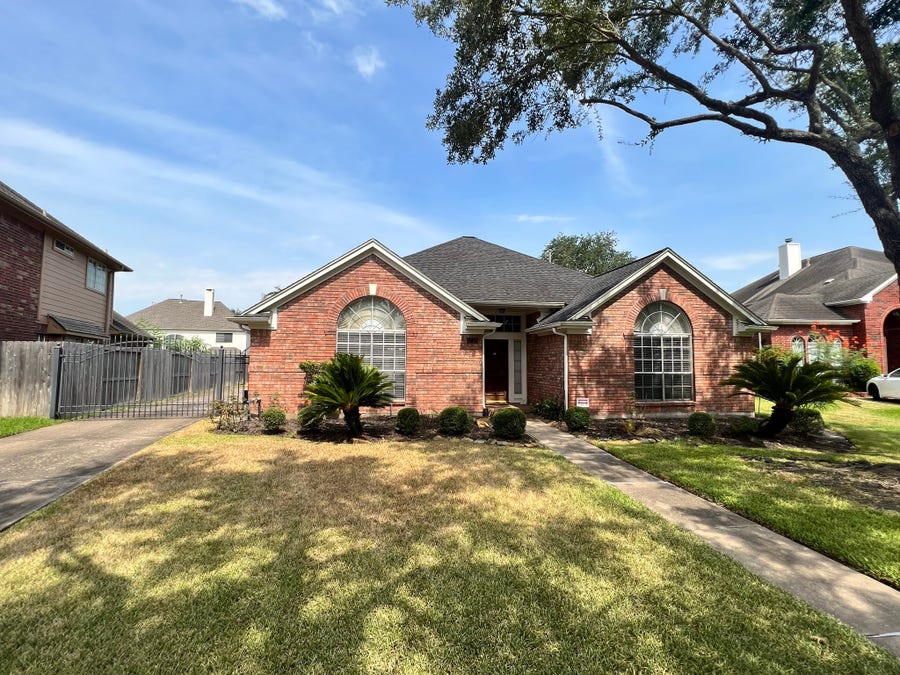 Property photo for 1718 Berkoff Drive, Sugar Land, TX
