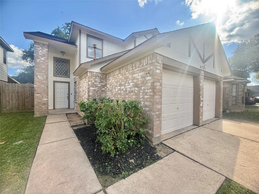 Property photo for 4731 Quillback Drive, Friendswood, TX