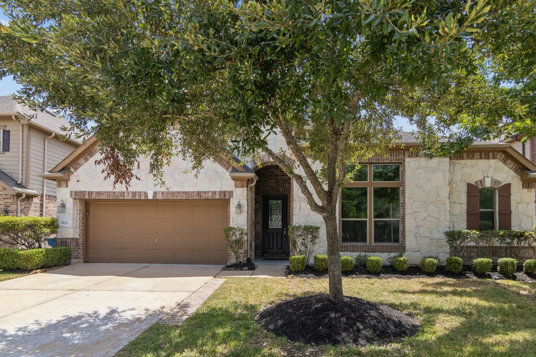 9526 Barlow Springs Lane, Humble, TX 77396 9526 Barlow Springs Lane, Humble, TX 77396