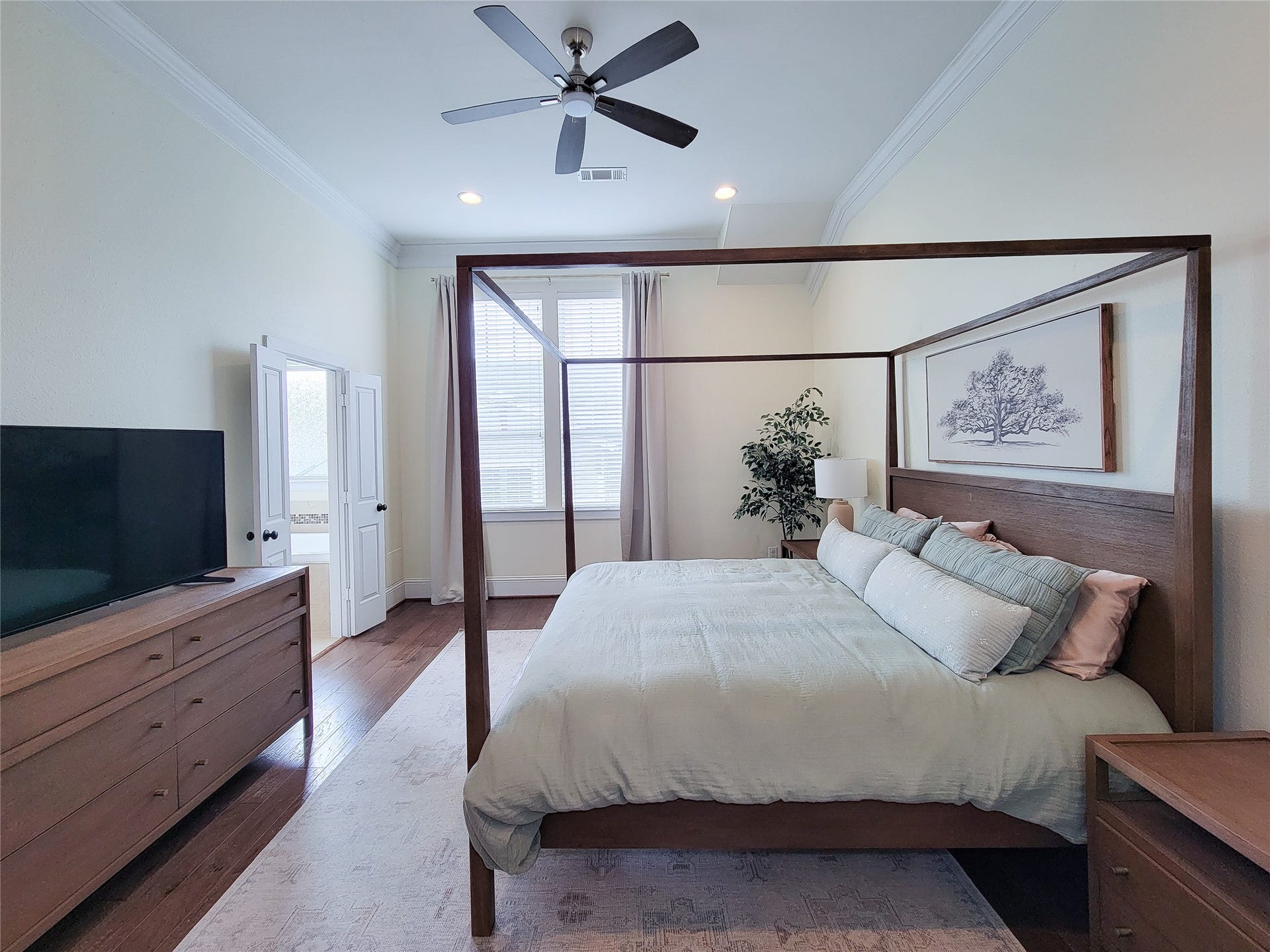 772 Nicholson Street, Houston, TX 77007