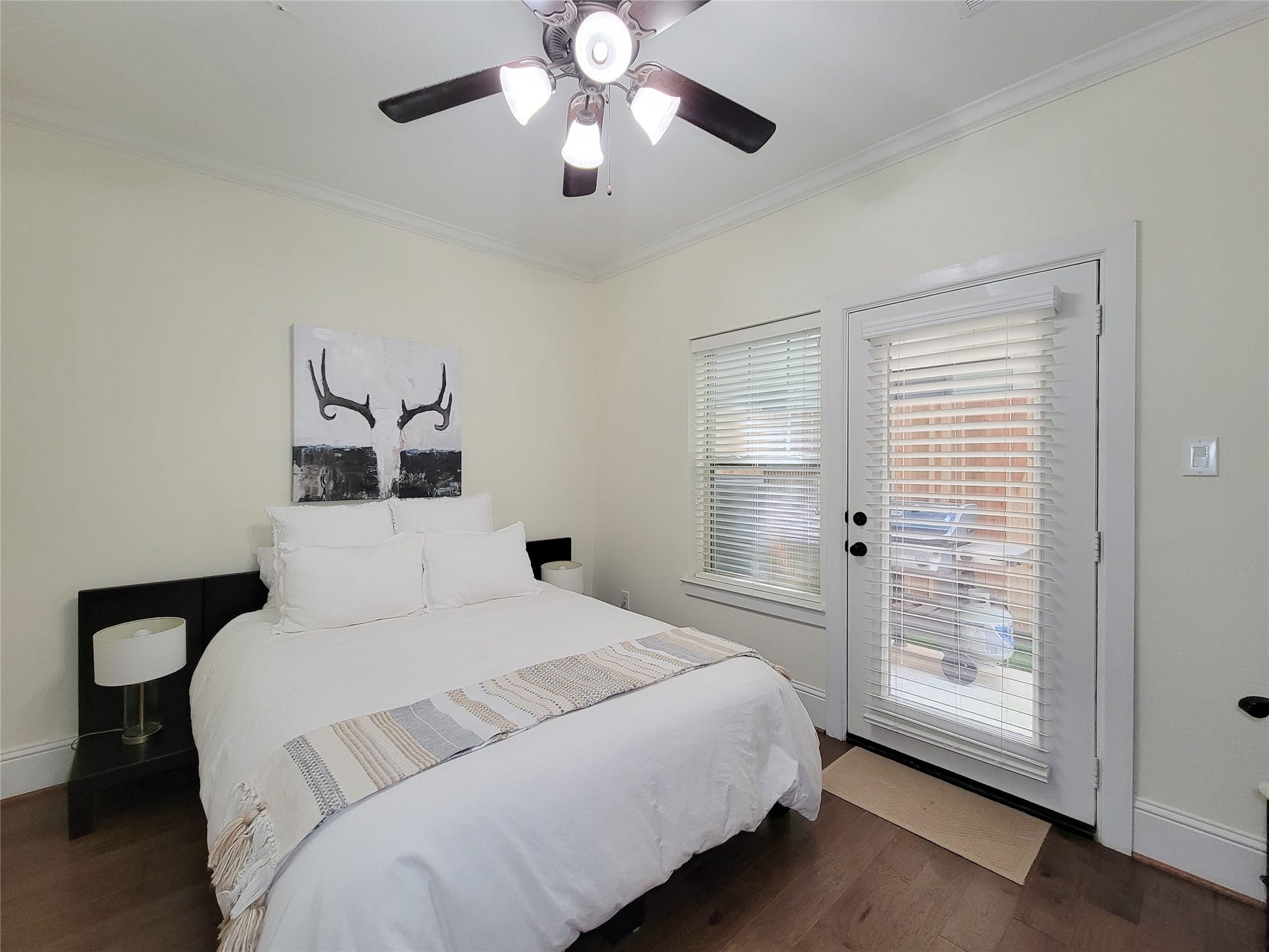 772 Nicholson Street, Houston, TX 77007