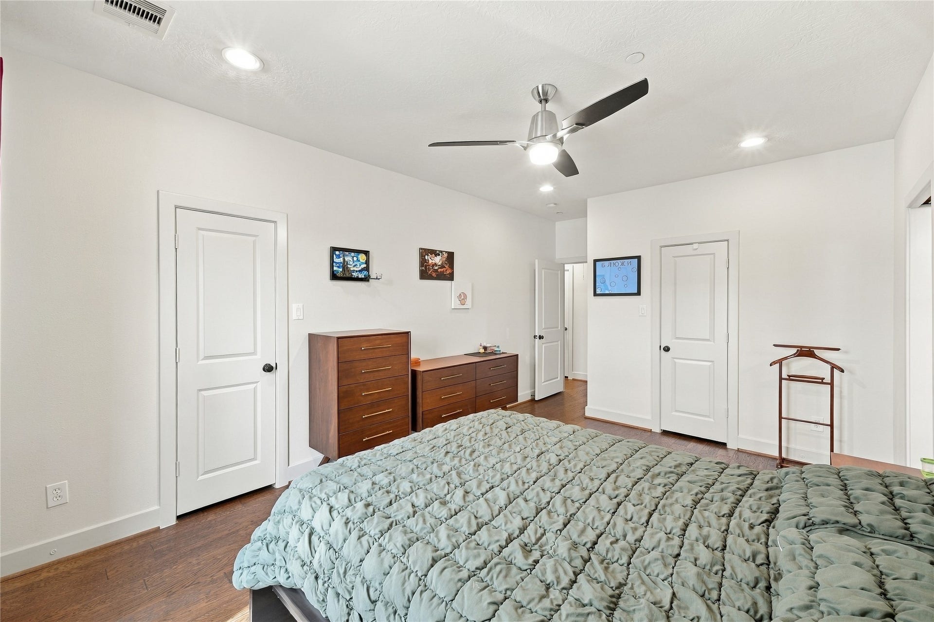 2422 Navigation Boulevard, #F, Houston, TX 77003 2422 Navigation Boulevard, #F, Houston, TX 77003