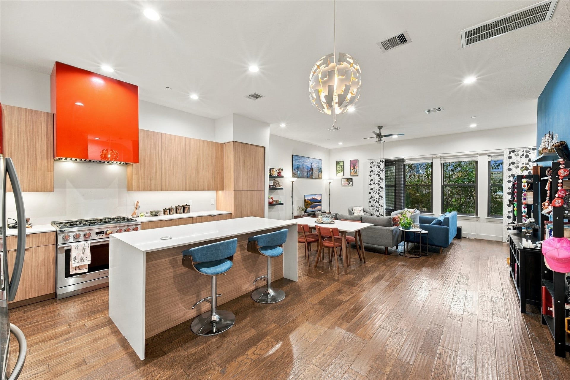 2422 Navigation Boulevard, #F, Houston, TX 77003 2422 Navigation Boulevard, #F, Houston, TX 77003