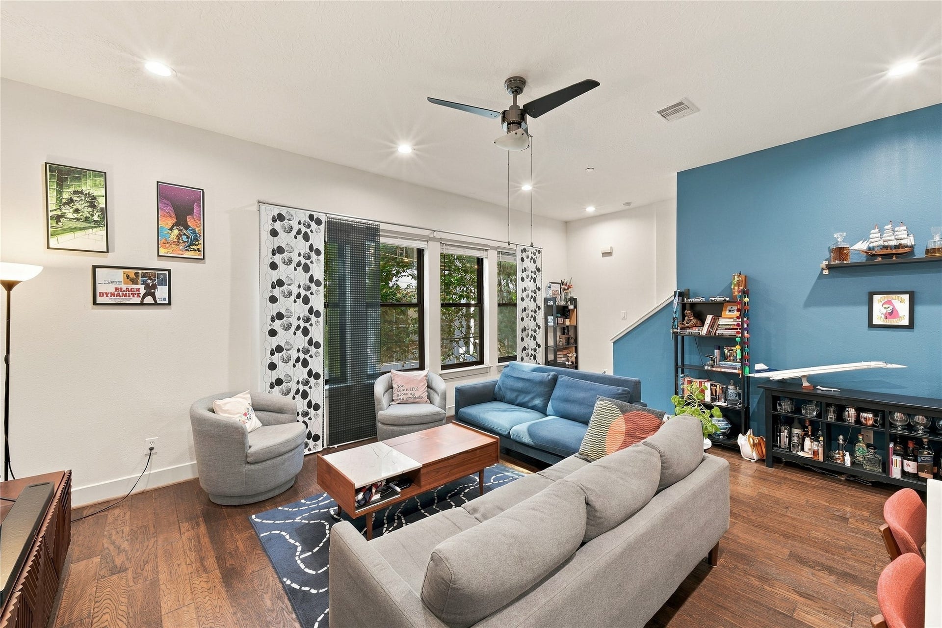 2422 Navigation Boulevard, #F, Houston, TX 77003 2422 Navigation Boulevard, #F, Houston, TX 77003