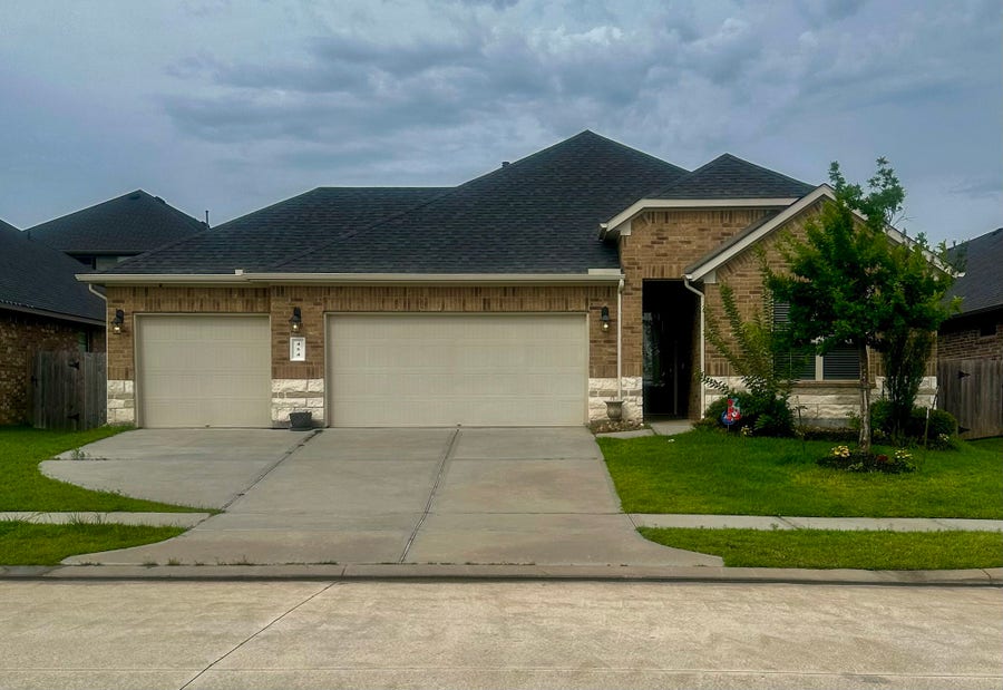 Property photo for 454 Westlake Landing, Conroe, TX