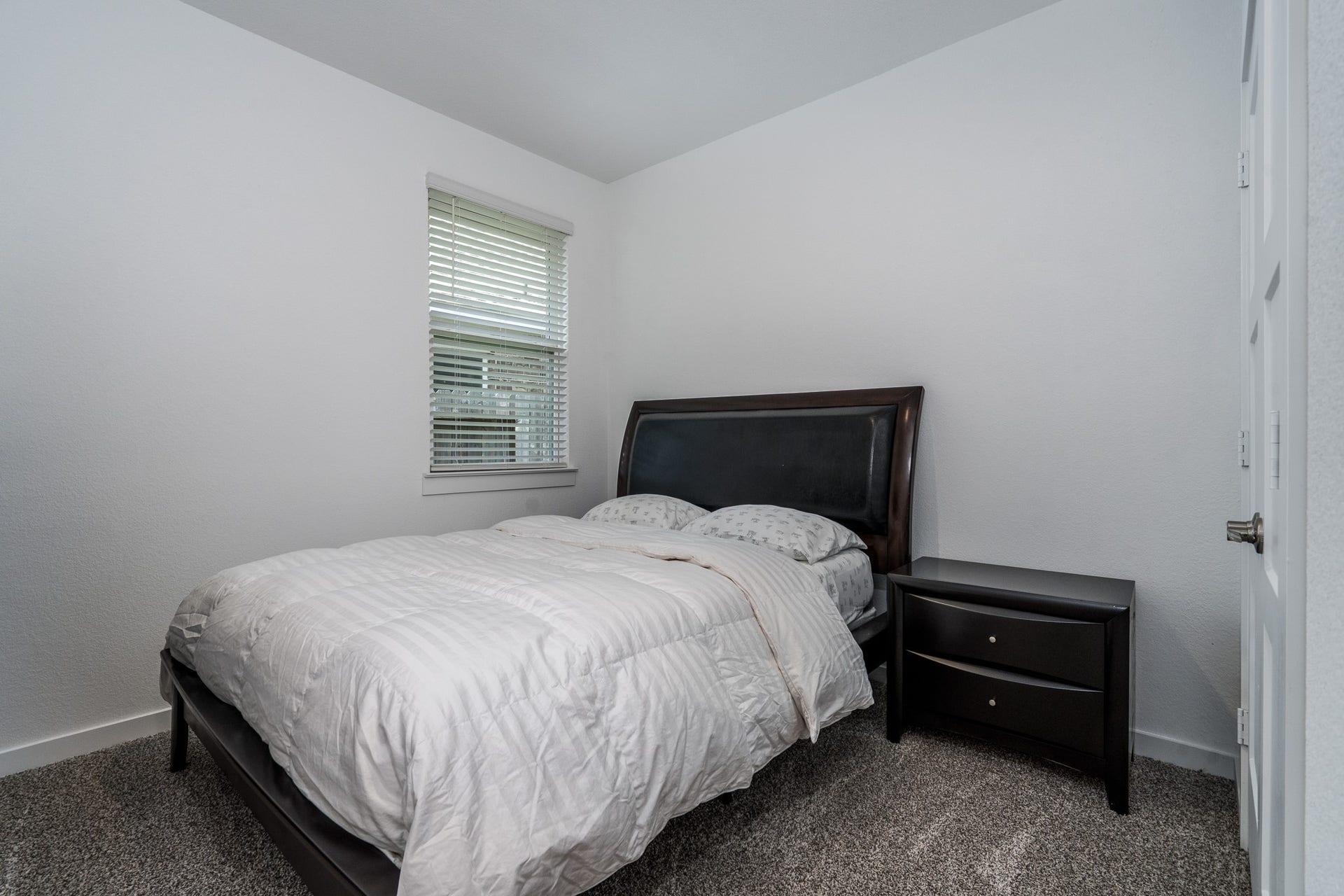 1565 OAKDALE CREST RD, Montgomery, TX 77316 Second Bedroom