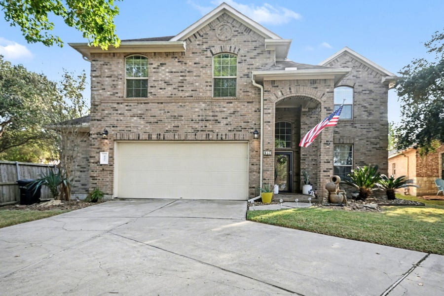 Property photo for 437 Holly Branch Lane, League City, TX