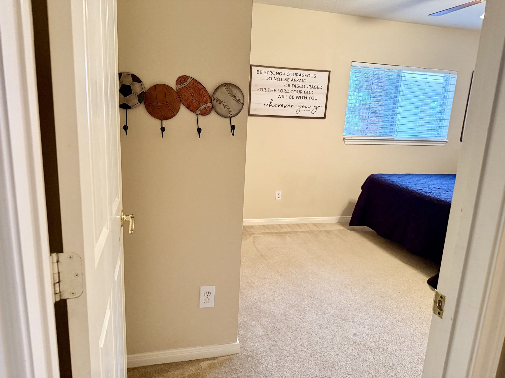 3530 Dry Creek Drive, Pasadena, TX 77505 3530 Dry Creek Drive, Pasadena, TX 77505
