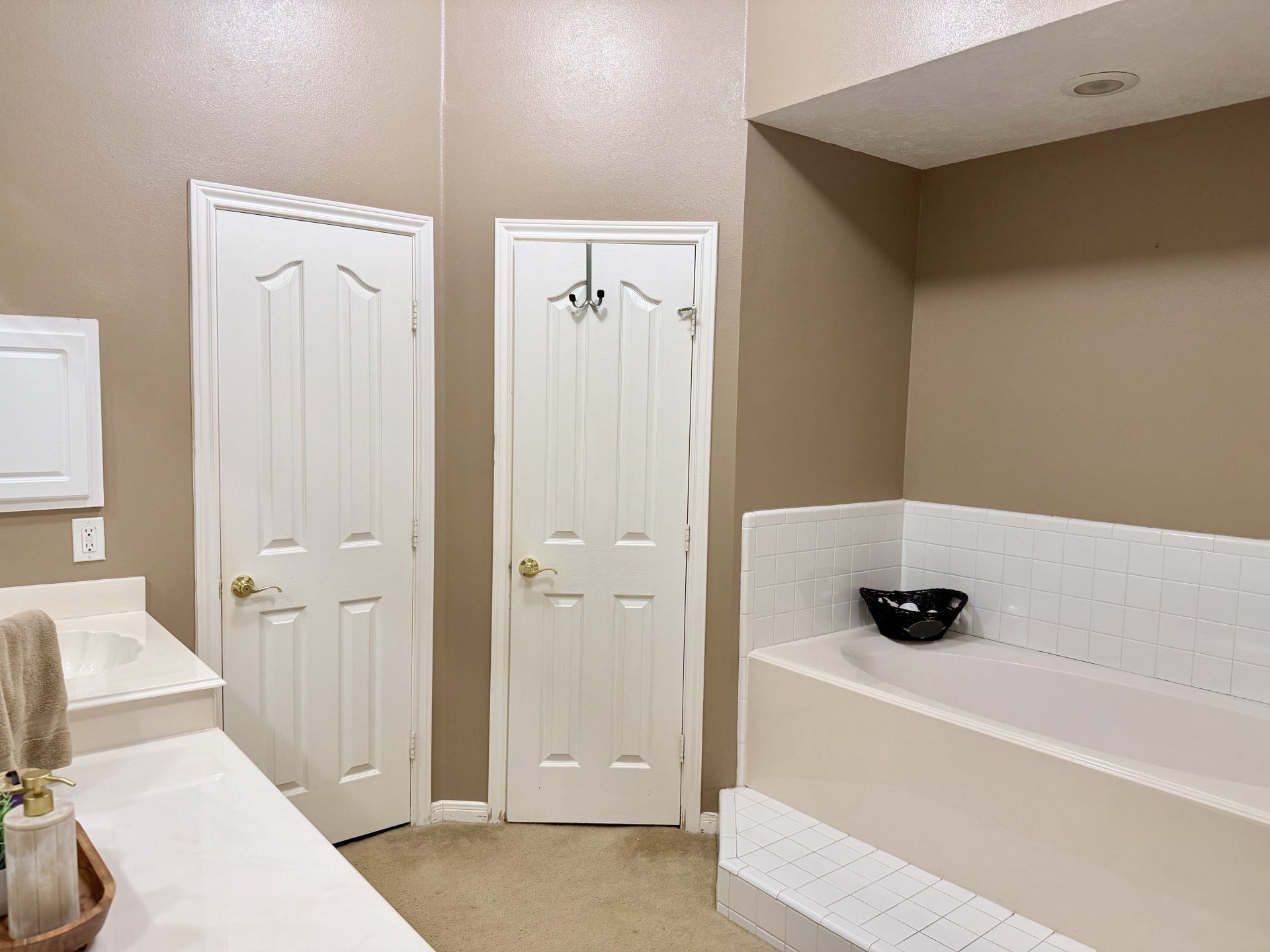 3530 Dry Creek Drive, Pasadena, TX 77505 3530 Dry Creek Drive, Pasadena, TX 77505