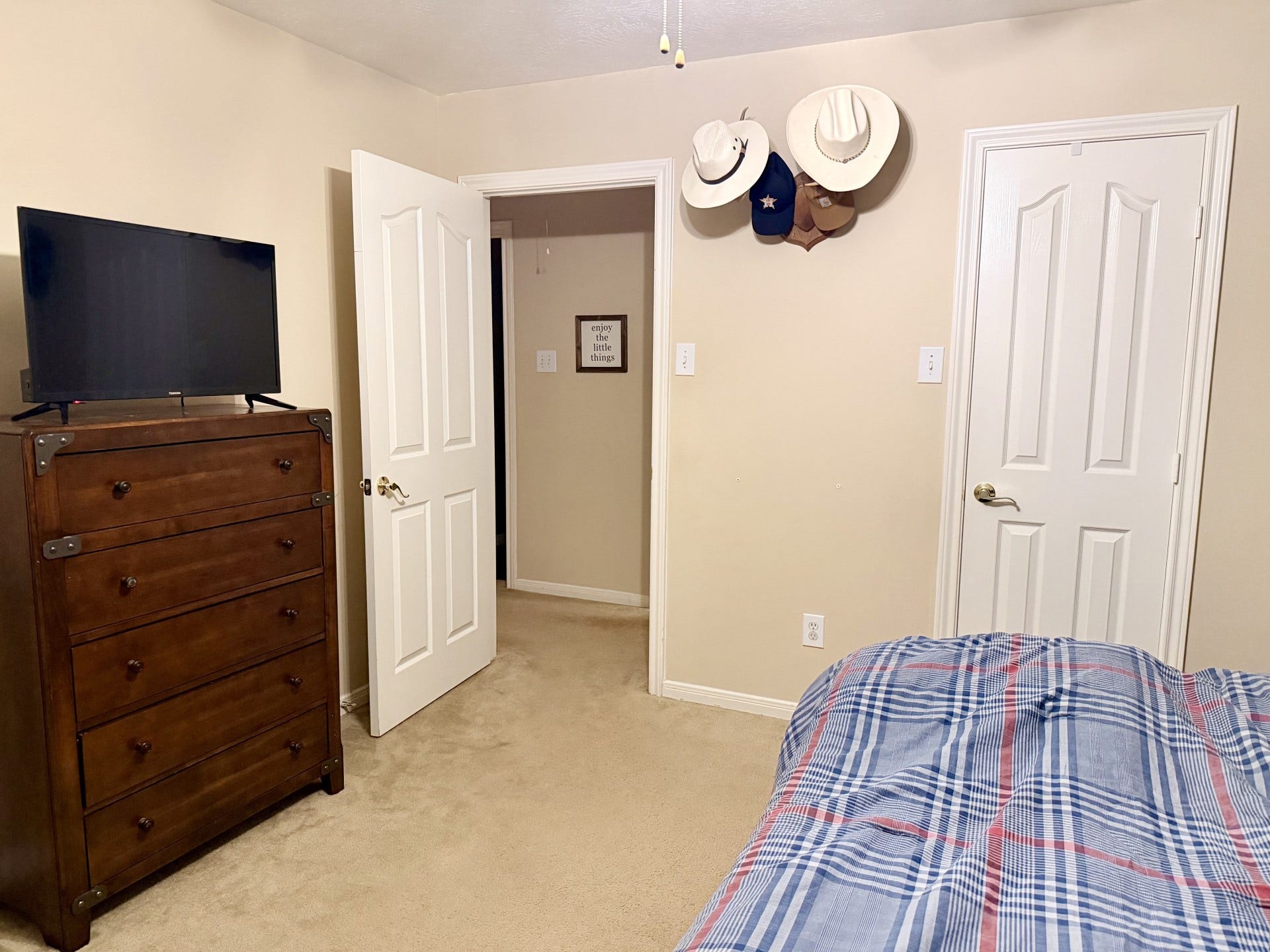 3530 Dry Creek Drive, Pasadena, TX 77505 3530 Dry Creek Drive, Pasadena, TX 77505