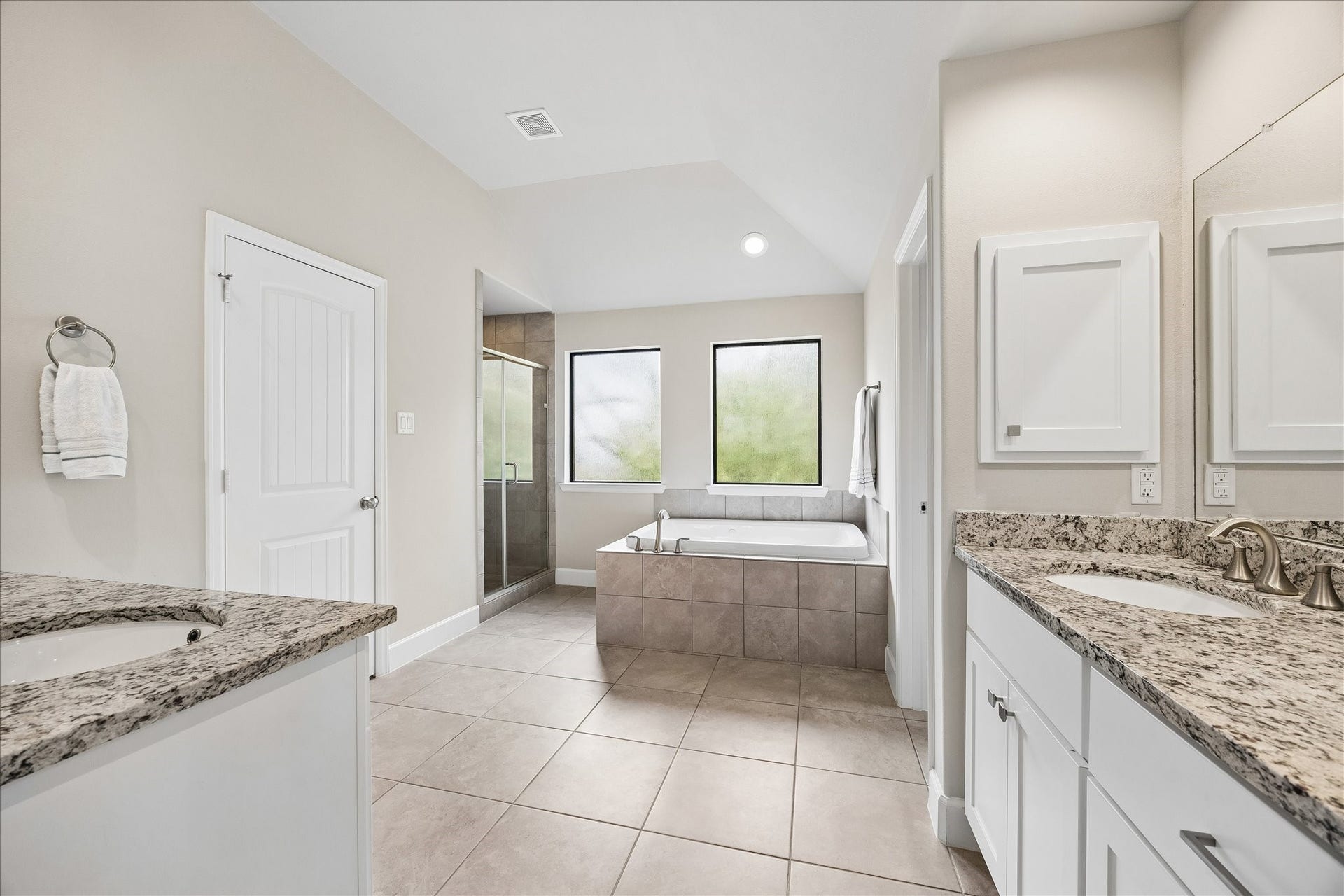 838 W 20th Street, Houston, TX 77008 838 W 20th Street, Houston, TX 77008