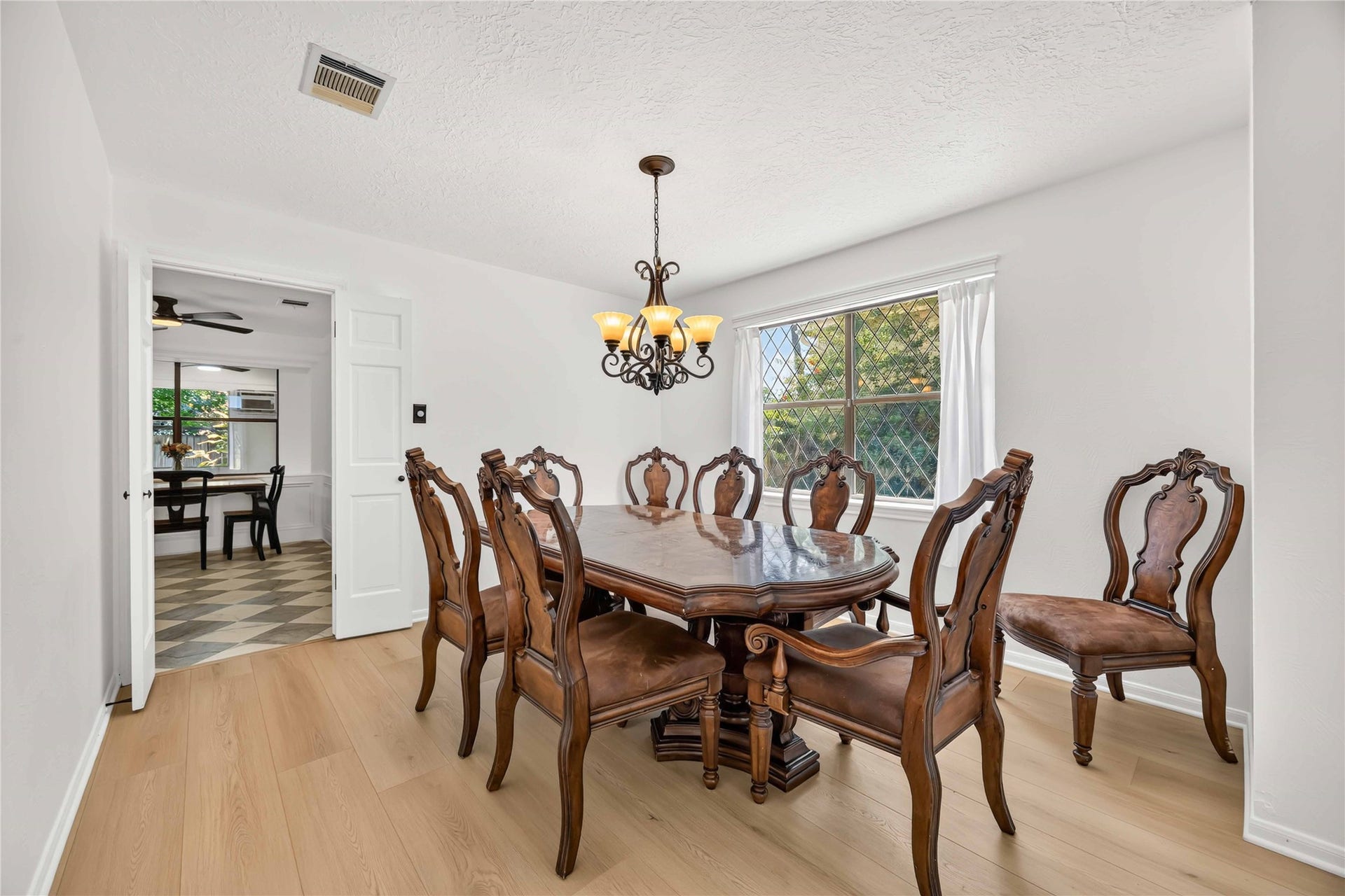 17006 Butteroak Drive, Spring, TX 77379 The formal dining room provides
an inviting setting for holiday dinners, celebrations and memorable meals together.