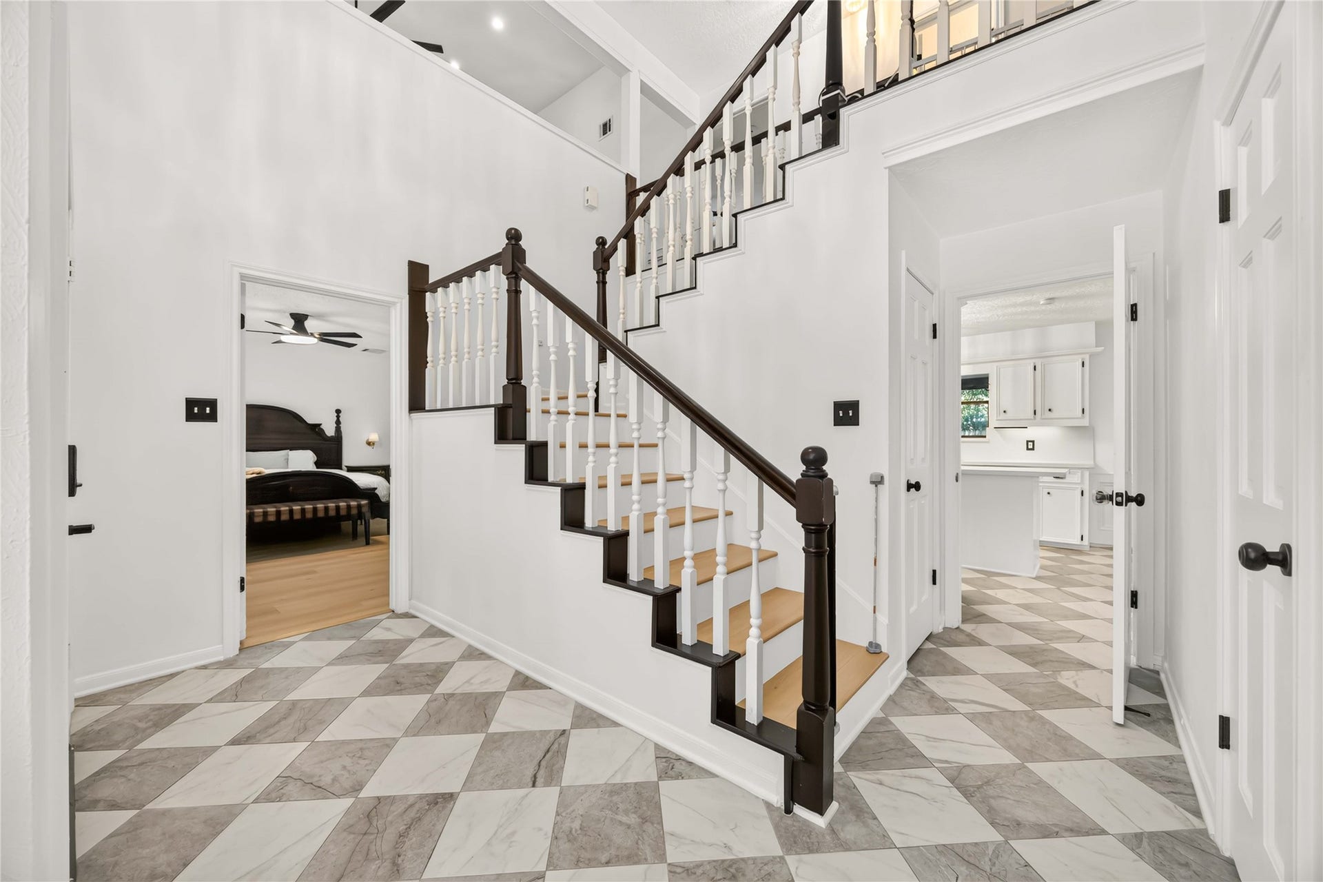 17006 Butteroak Drive, Spring, TX 77379 Step inside to a bright two-story entry where the staircase and
open sightlines introduce the
homes spacious layout.