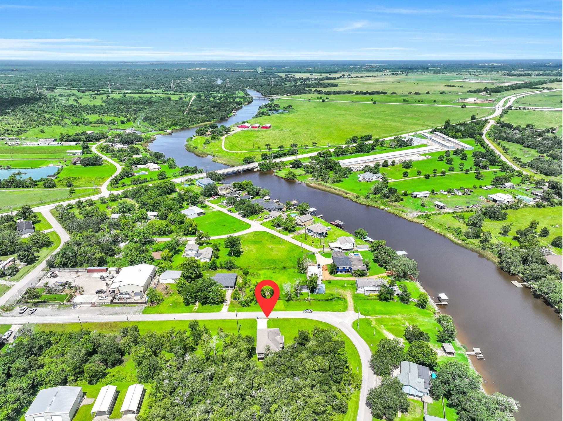 11930 Bastrop Beach Road, Angleton, TX 77515 Located in the quiet Bastrop Beach community, this property enjoys a prime location just steps from scenic Bastrop Bayou and the public boat ramp. Spend your weekends fishing, kayaking, boating, or simply enjoying the slower pace of waterfront living.