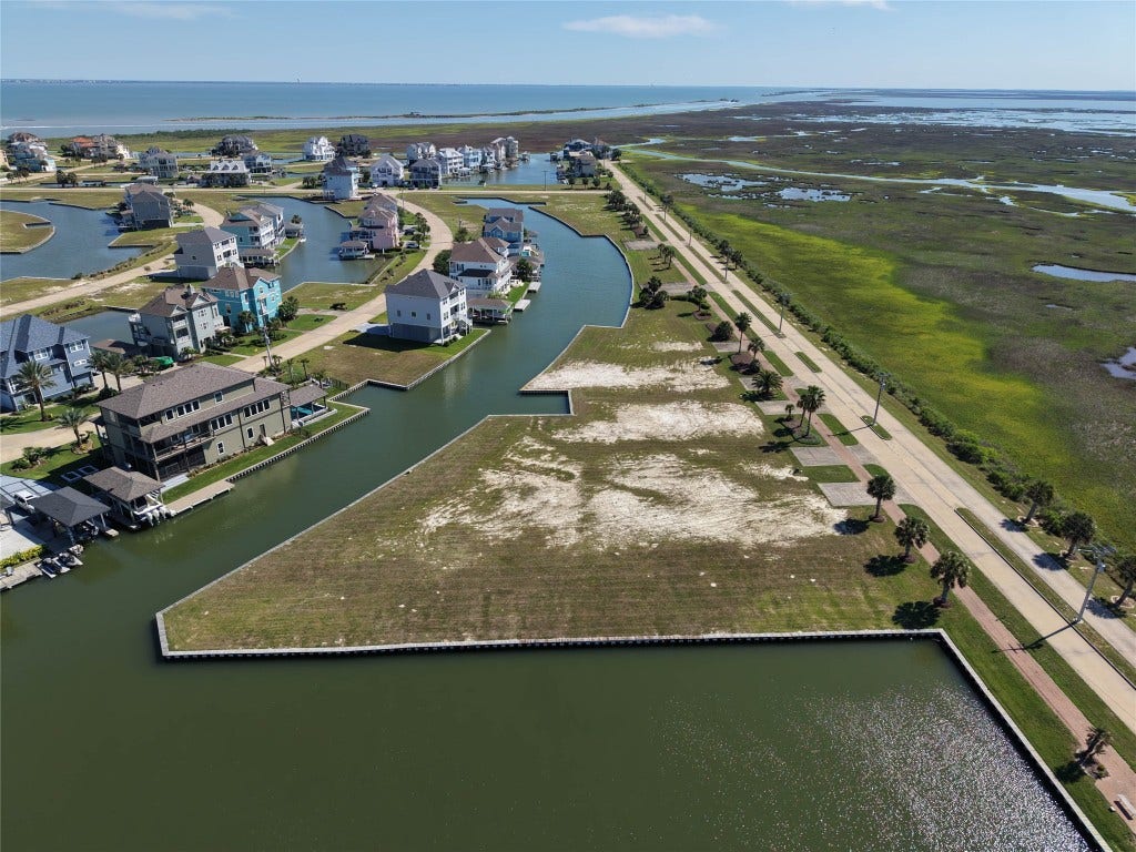 47 Shell Key, Hitchcock, TX 77563 47 Shell Key, Hitchcock, TX 77563