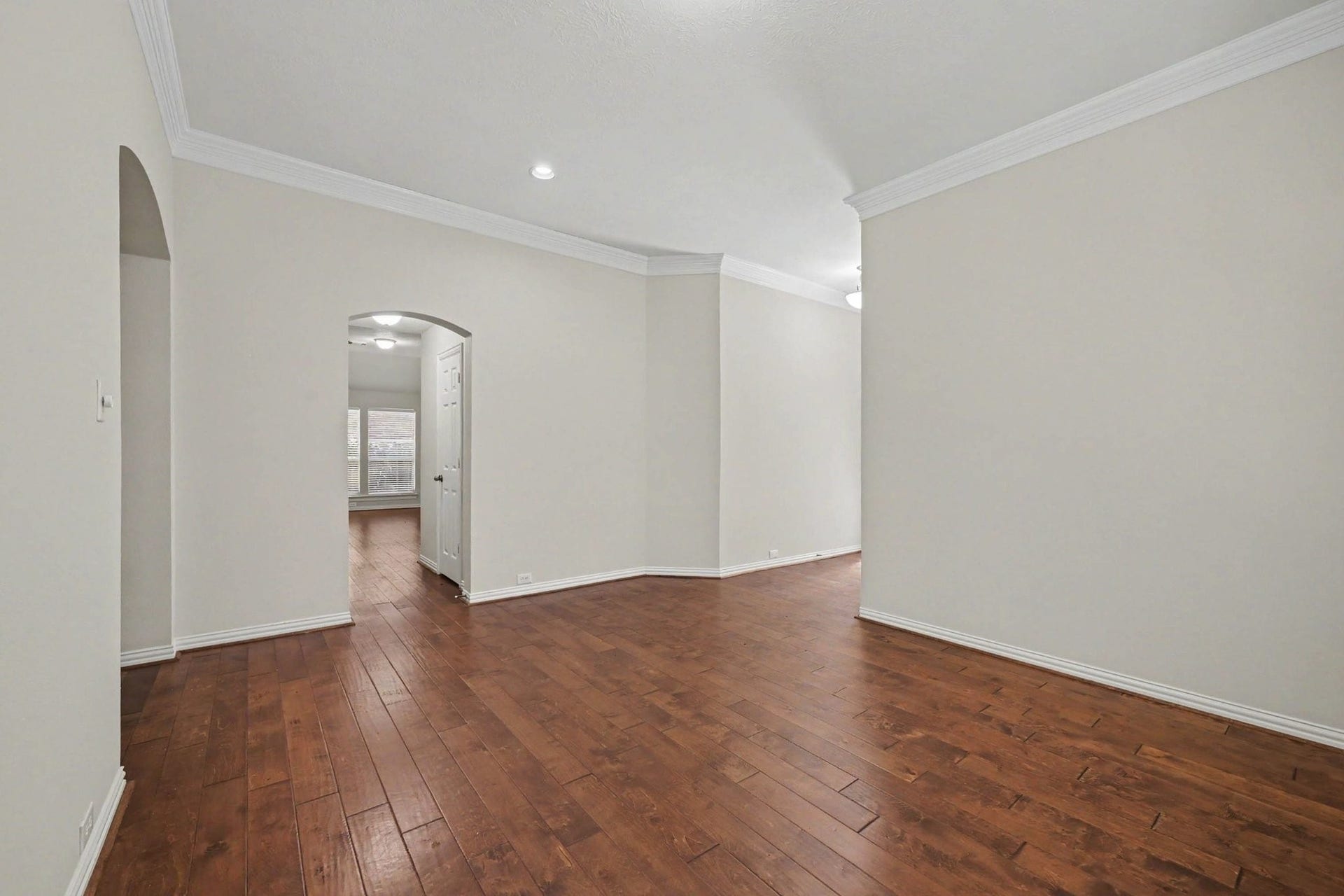 101 N Frontera Circle, The Woodlands, TX 77382 101 N Frontera Circle, The Woodlands, TX 77382